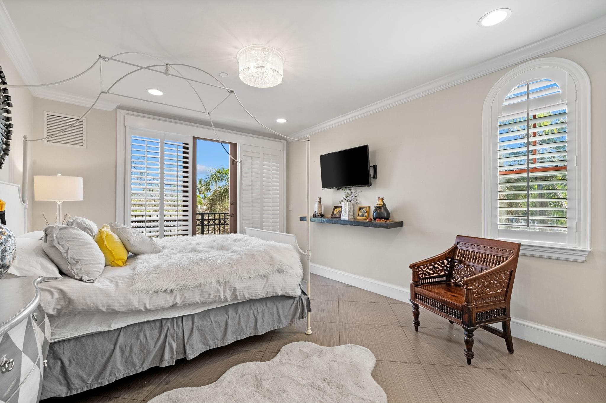 645 NE 17th Way 645, Fort Lauderdale, FL 33304 — photo 26 of 49