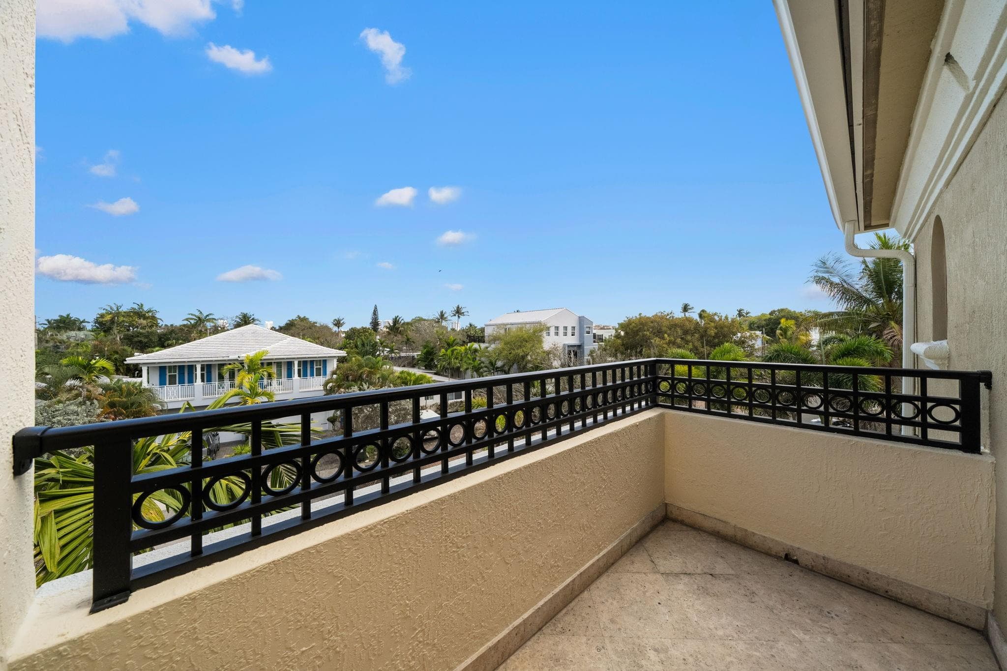 645 NE 17th Way 645, Fort Lauderdale, FL 33304 — photo 39 of 49