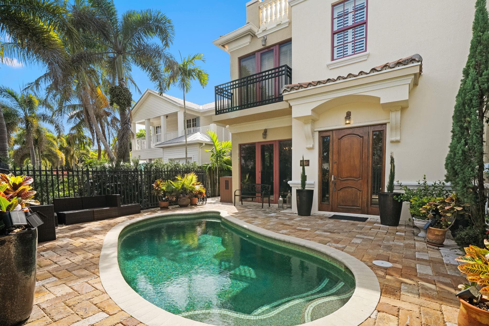 645 NE 17th Way 645, Fort Lauderdale, FL 33304 — photo 45 of 49