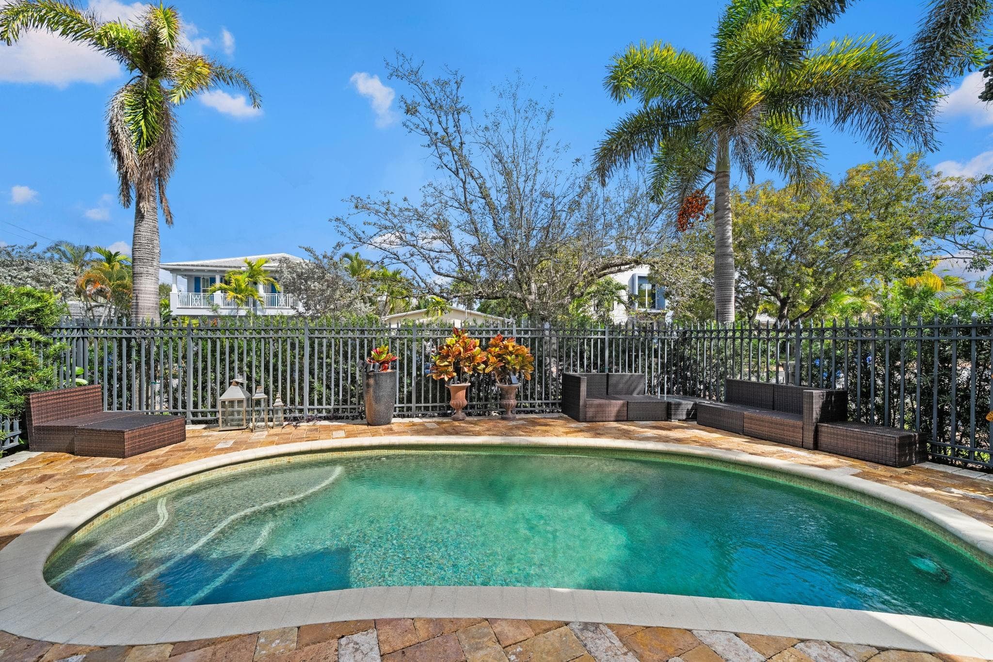 645 NE 17th Way 645, Fort Lauderdale, FL 33304 — photo 47 of 49