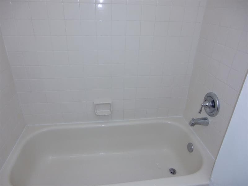 3243 104 Avenue, Coral Springs, FL 33065 — photo 5 of 10