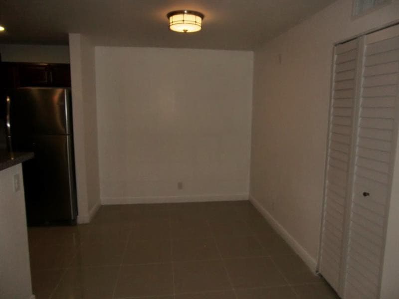 3243 104 Avenue, Coral Springs, FL 33065 — photo 7 of 10