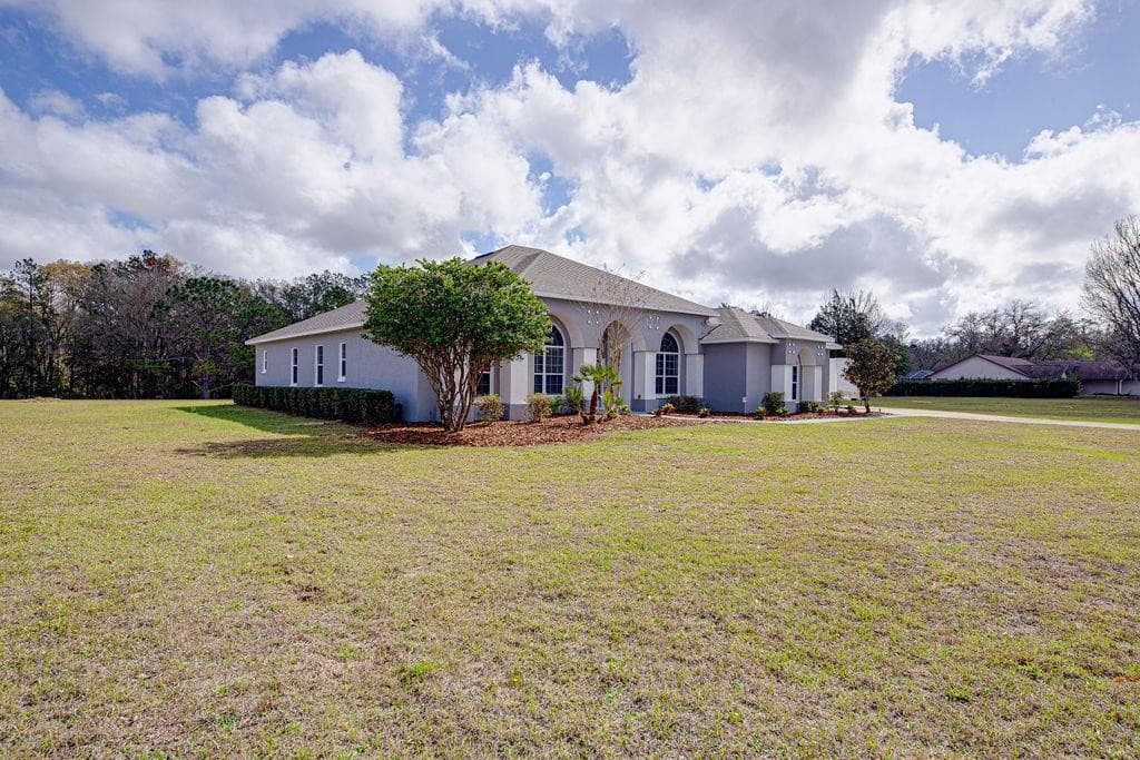 4873 NE 64th Avenue, Silver Springs, FL 34488 — photo 10 of 47