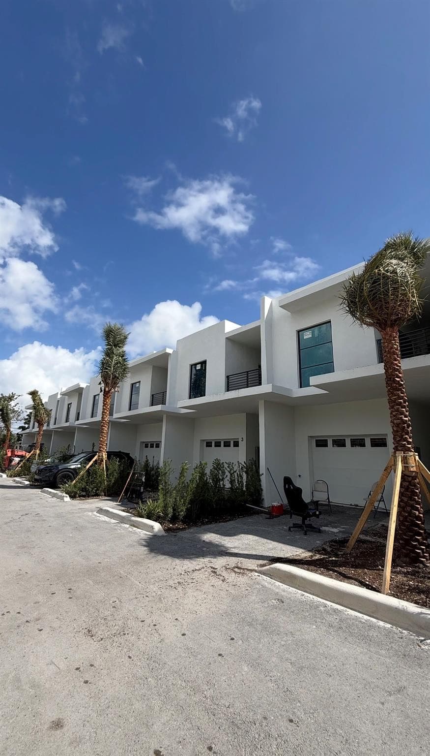 2511 Pierce Street 2, Hollywood, FL 33020 — photo 2 of 6