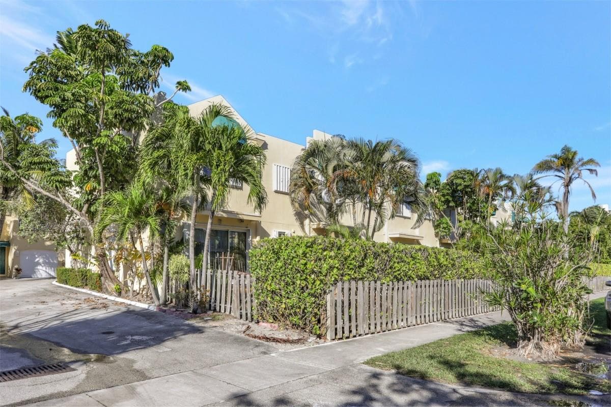 3213 NE 16th Street 112, Pompano Beach, FL 33062 — photo 45 of 46
