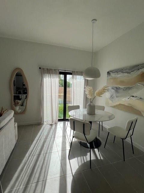 2526 Pierce Street 4, Hollywood, FL 33020 — photo 4 of 11
