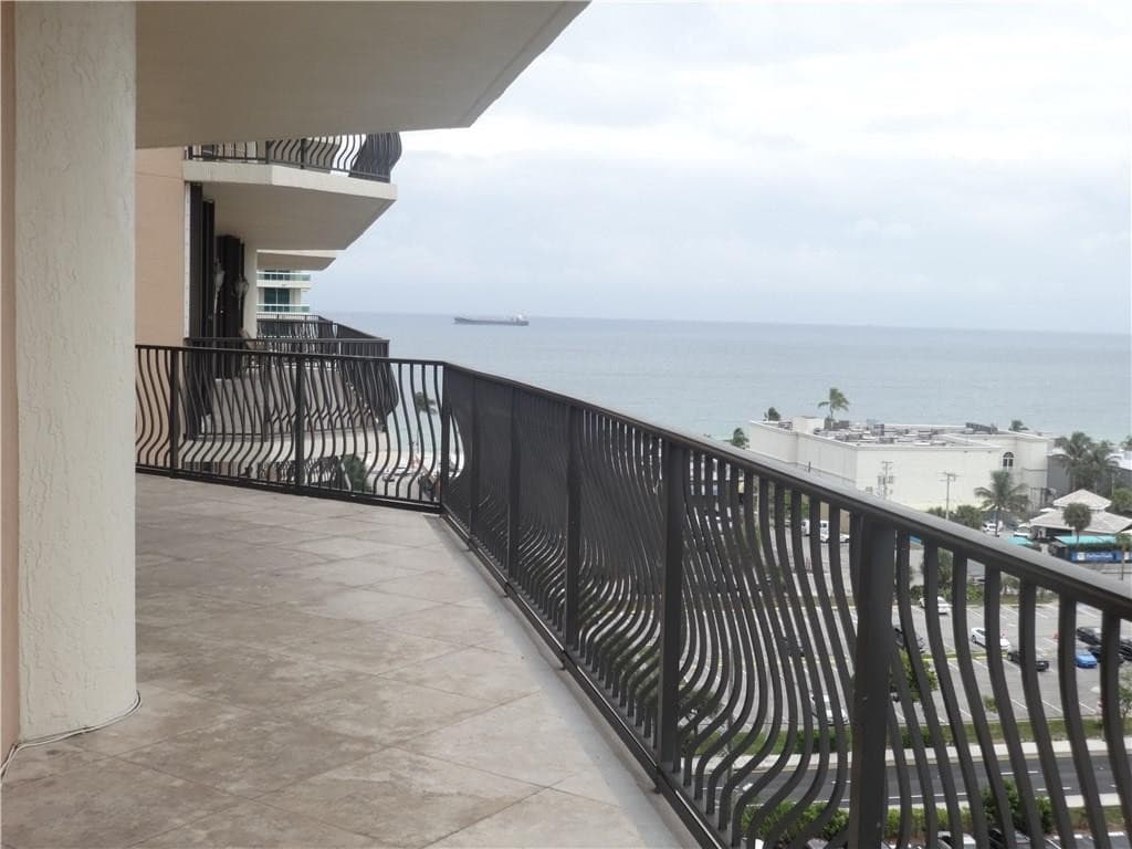 100 S Birch Road 1106-b, Fort Lauderdale, FL 33316 — photo 16 of 35