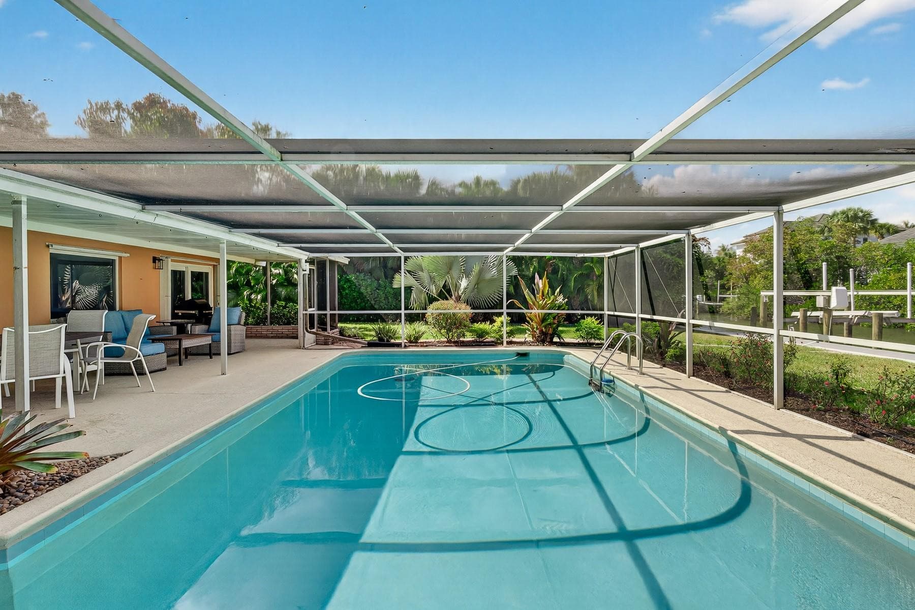 547 E Causeway Boulevard, Vero Beach, FL 32963 — photo 17 of 37