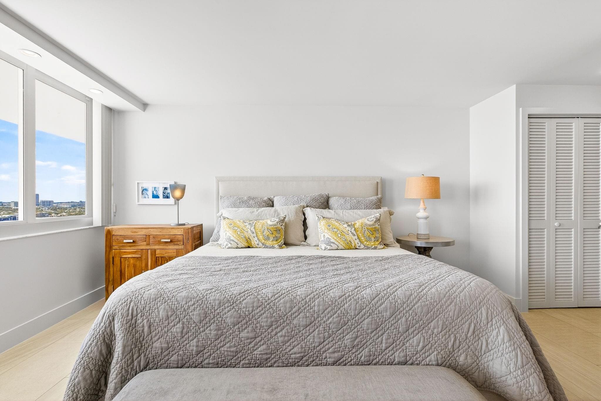 545 S Fort Lauderdale Beach Boulevard 1702, Fort Lauderdale, FL 33316 — photo 42 of 92