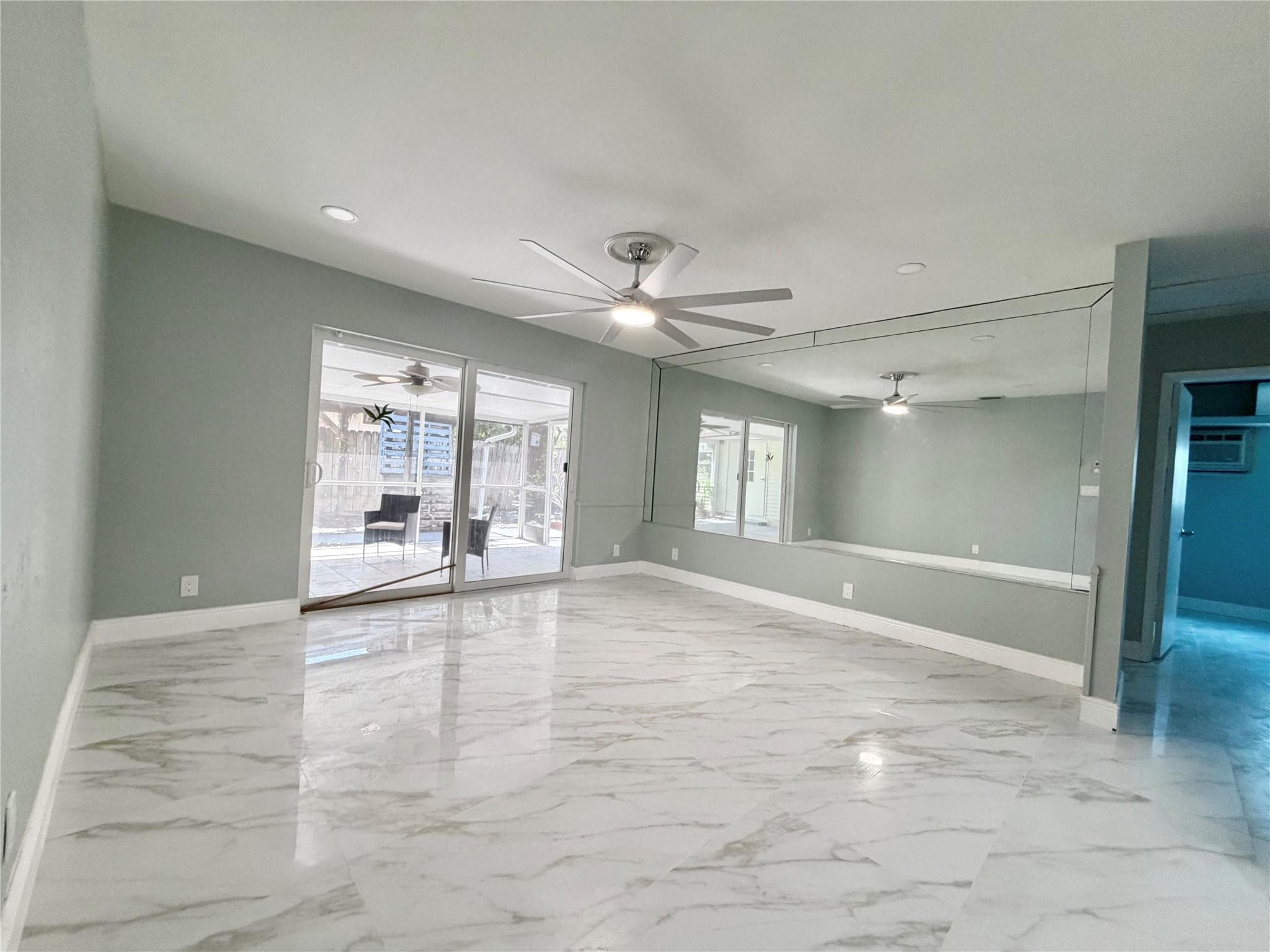 4541 NE 6th Terrace, Deerfield Beach, FL 33064 — photo 25 of 43