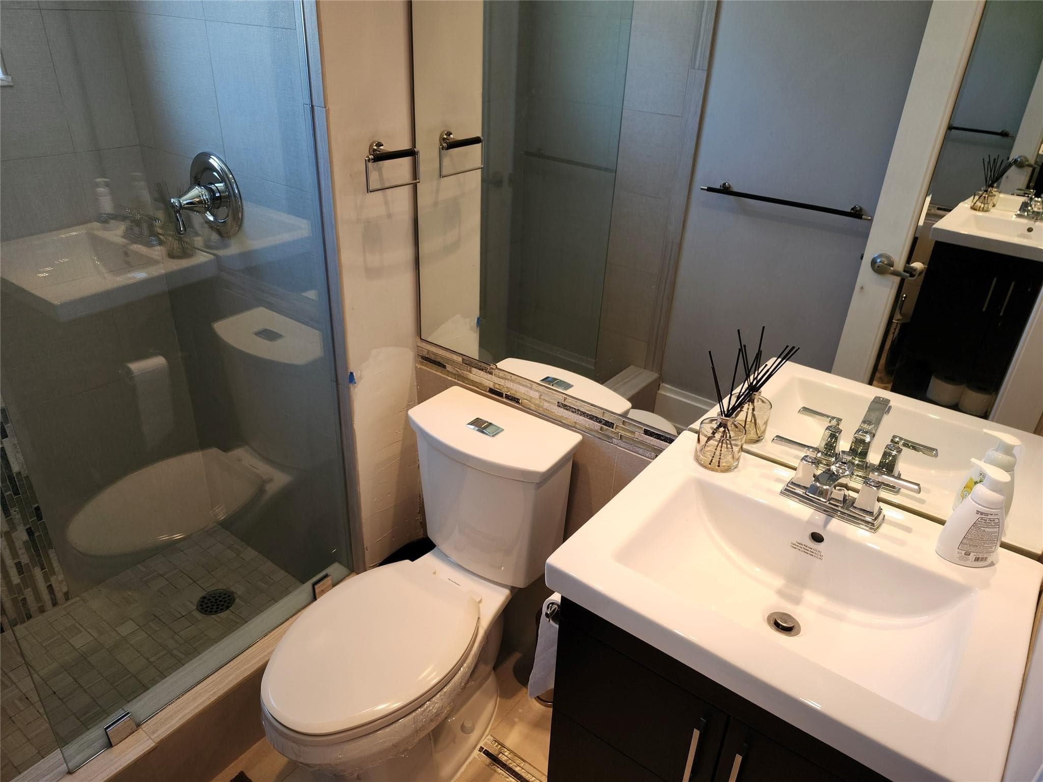 301 Cambridge Road 301, Hollywood, FL 33024 — photo 23 of 31