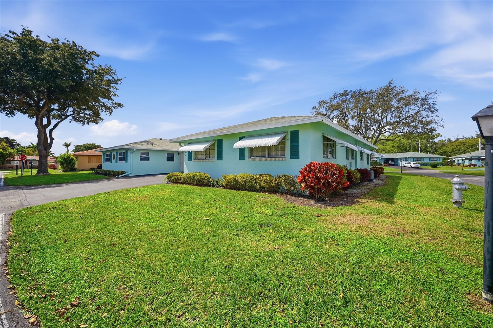 602 Hummingbird Lane 602, Delray Beach, FL 33445 — photo 3 of 31