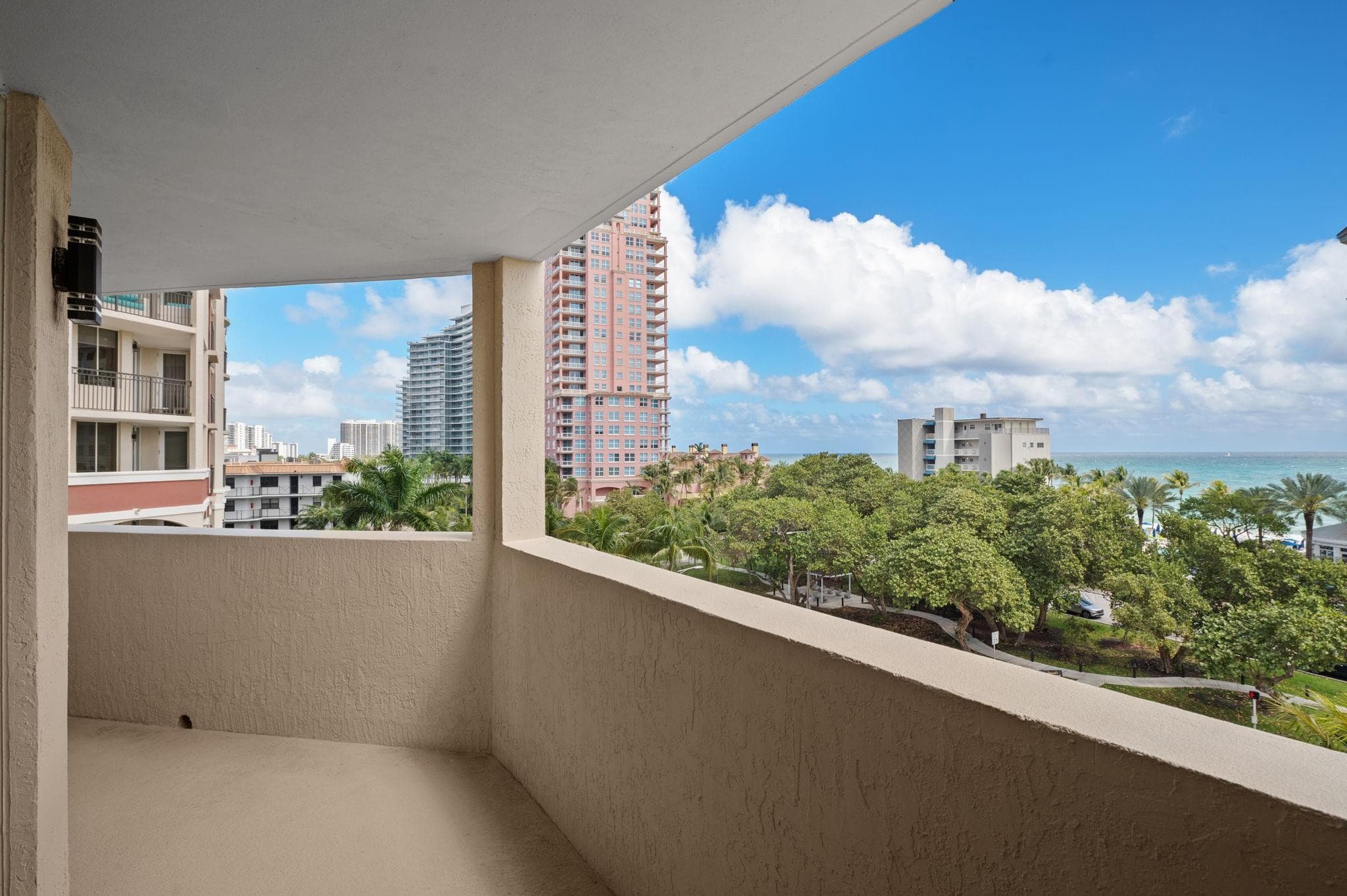 2001 N Ocean Boulevard 605, Fort Lauderdale, FL 33305 — photo 23 of 52