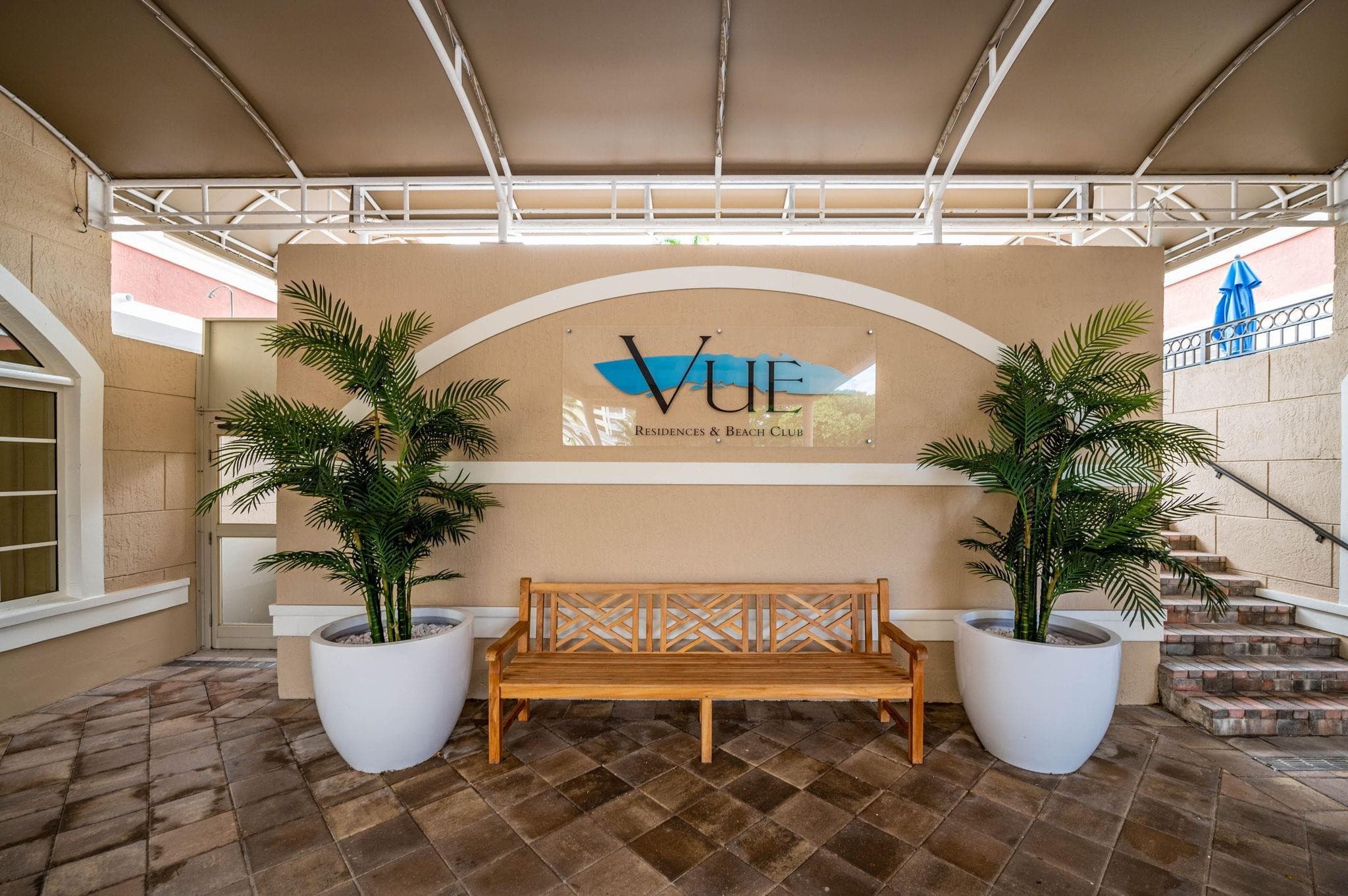 2001 N Ocean Boulevard 605, Fort Lauderdale, FL 33305 — photo 1 of 52
