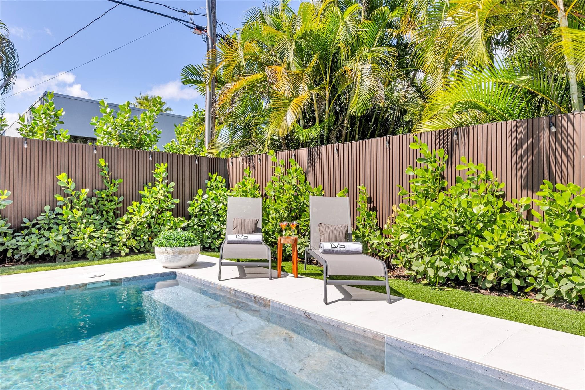727 NE 17th Way, Fort Lauderdale, FL 33304 — photo 21 of 96