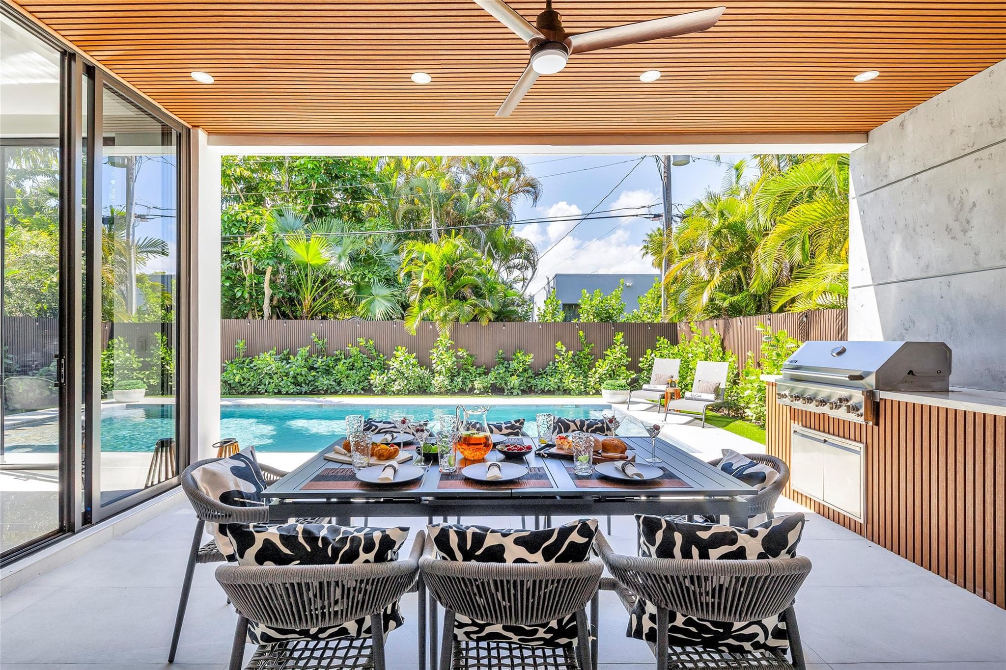 727 NE 17th Way, Fort Lauderdale, FL 33304 — photo 87 of 96