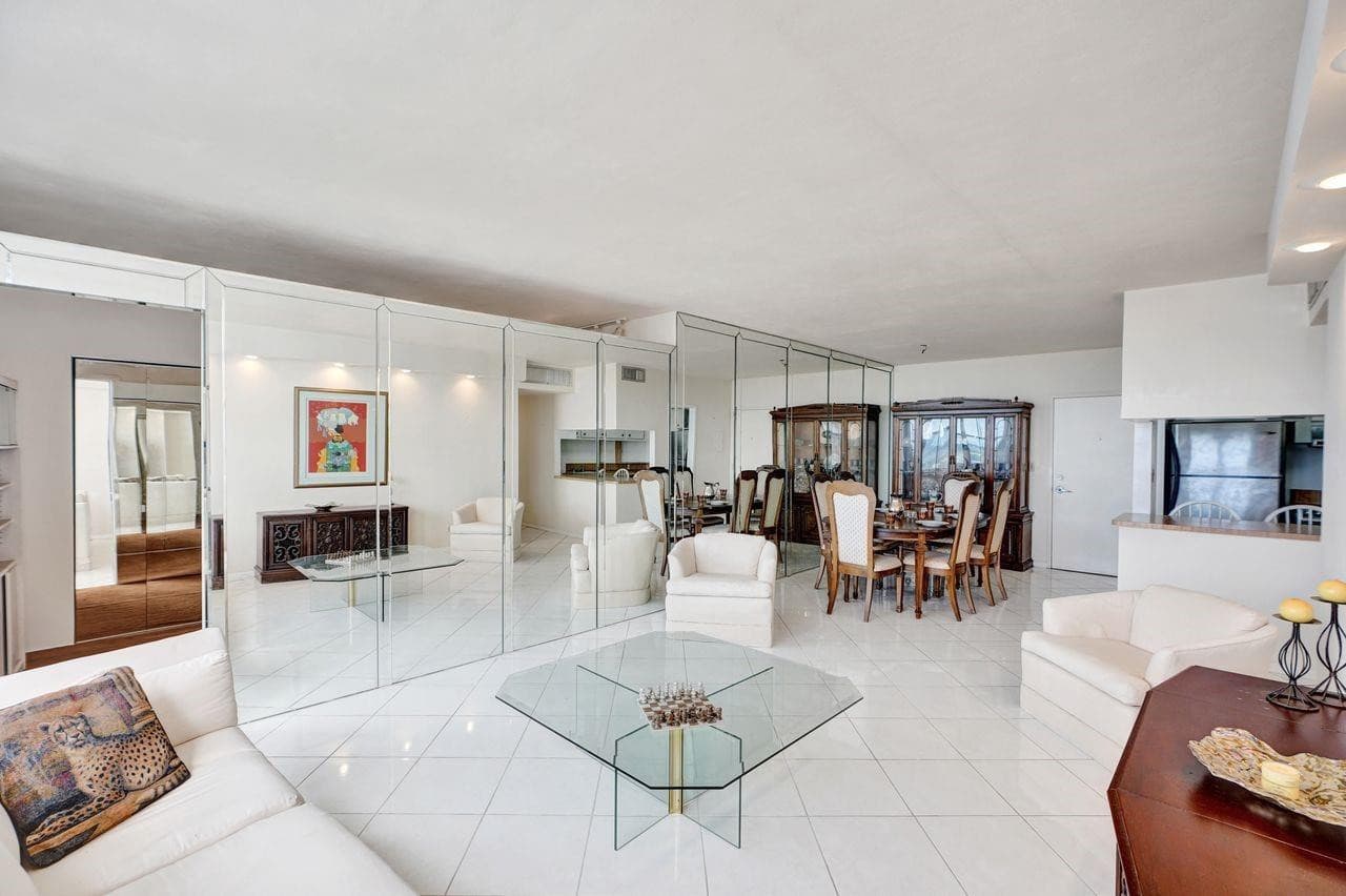 7441 Wayne Avenue 10c, Miami Beach, FL 33141 — photo 16 of 32