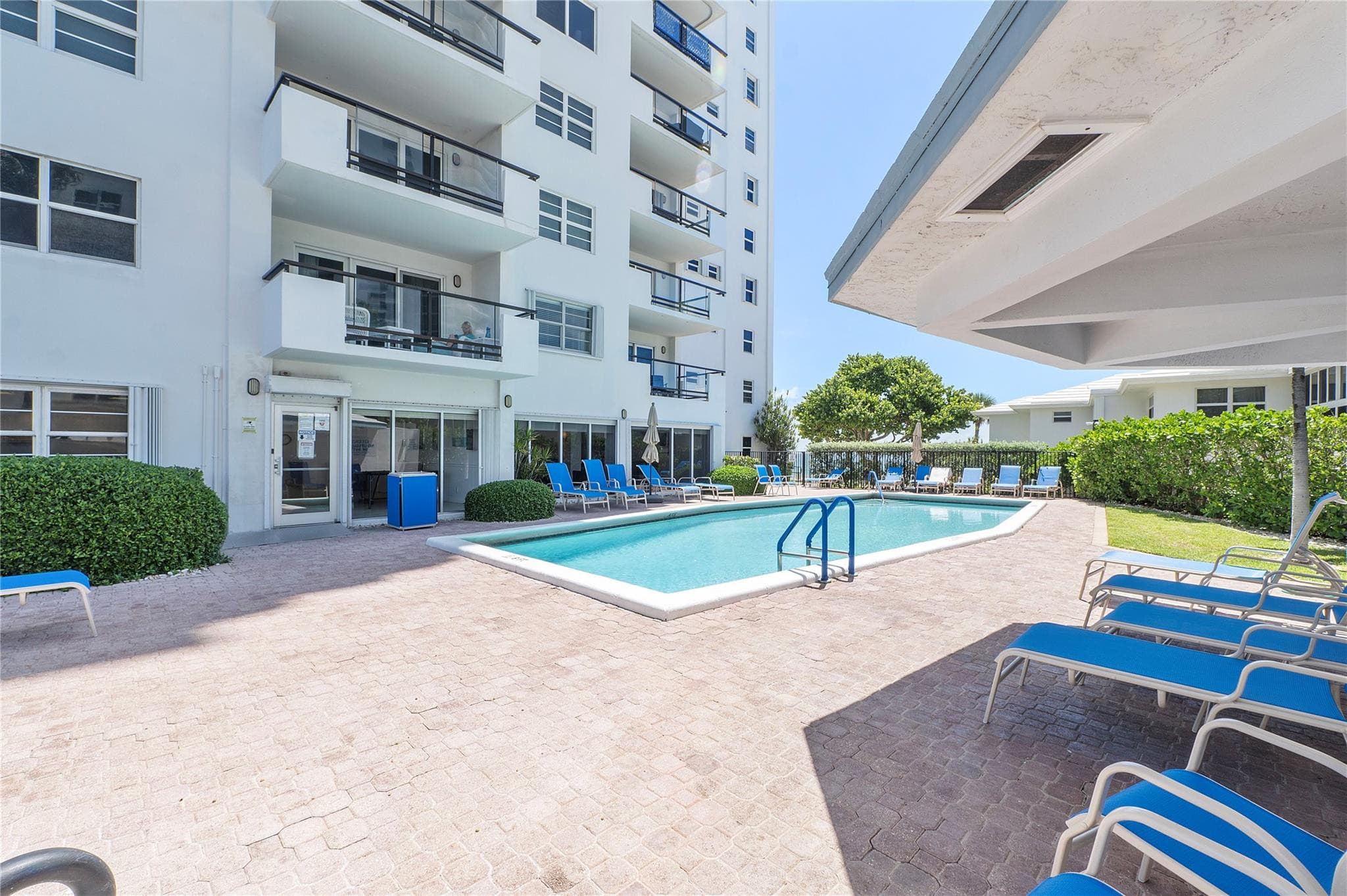1500 S Ocean Boulevard 603, Lauderdale-By-The-Sea, FL 33062 — photo 45 of 50