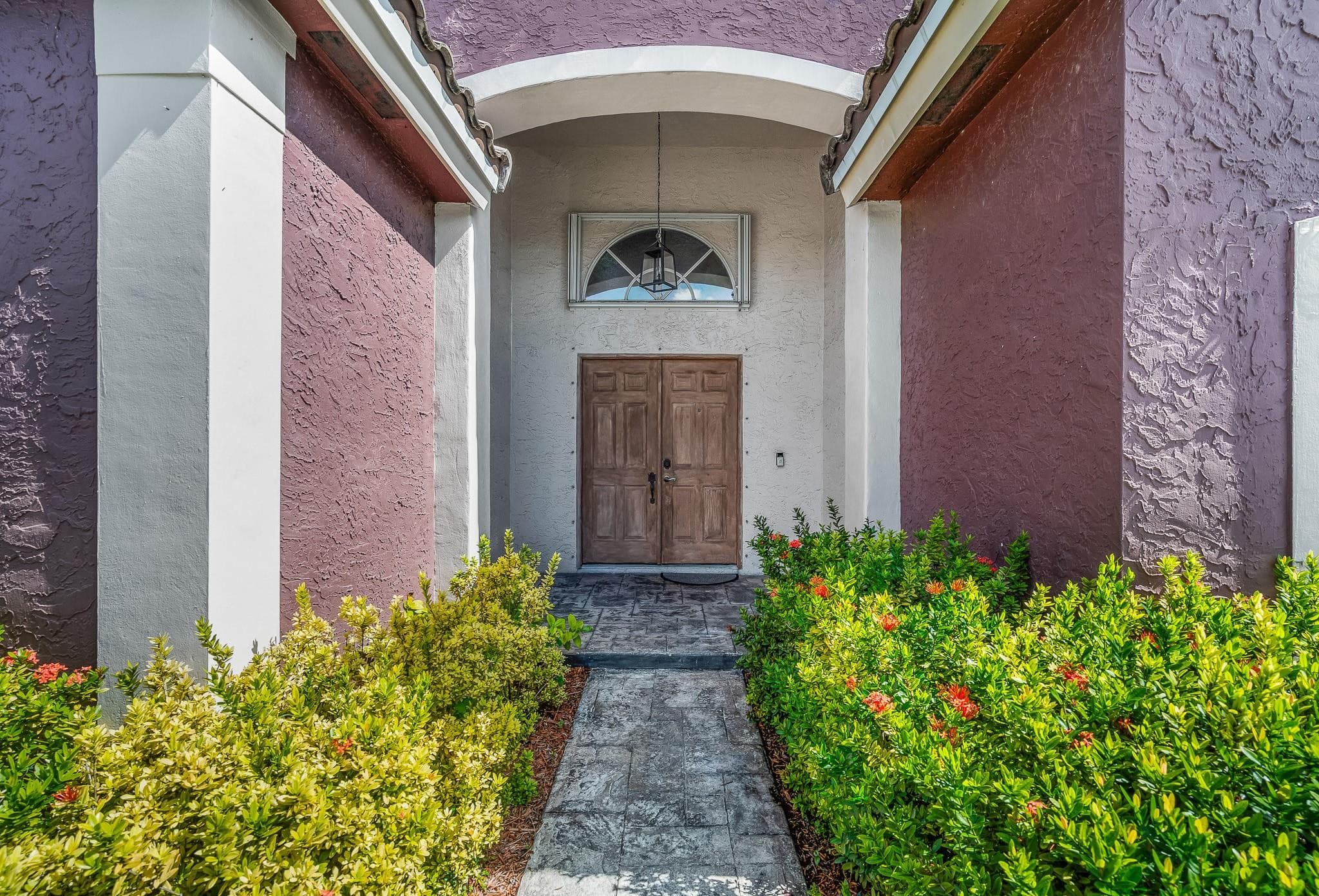 3274 NW 22nd Avenue, Oakland Park, FL 33309 — photo 5 of 51