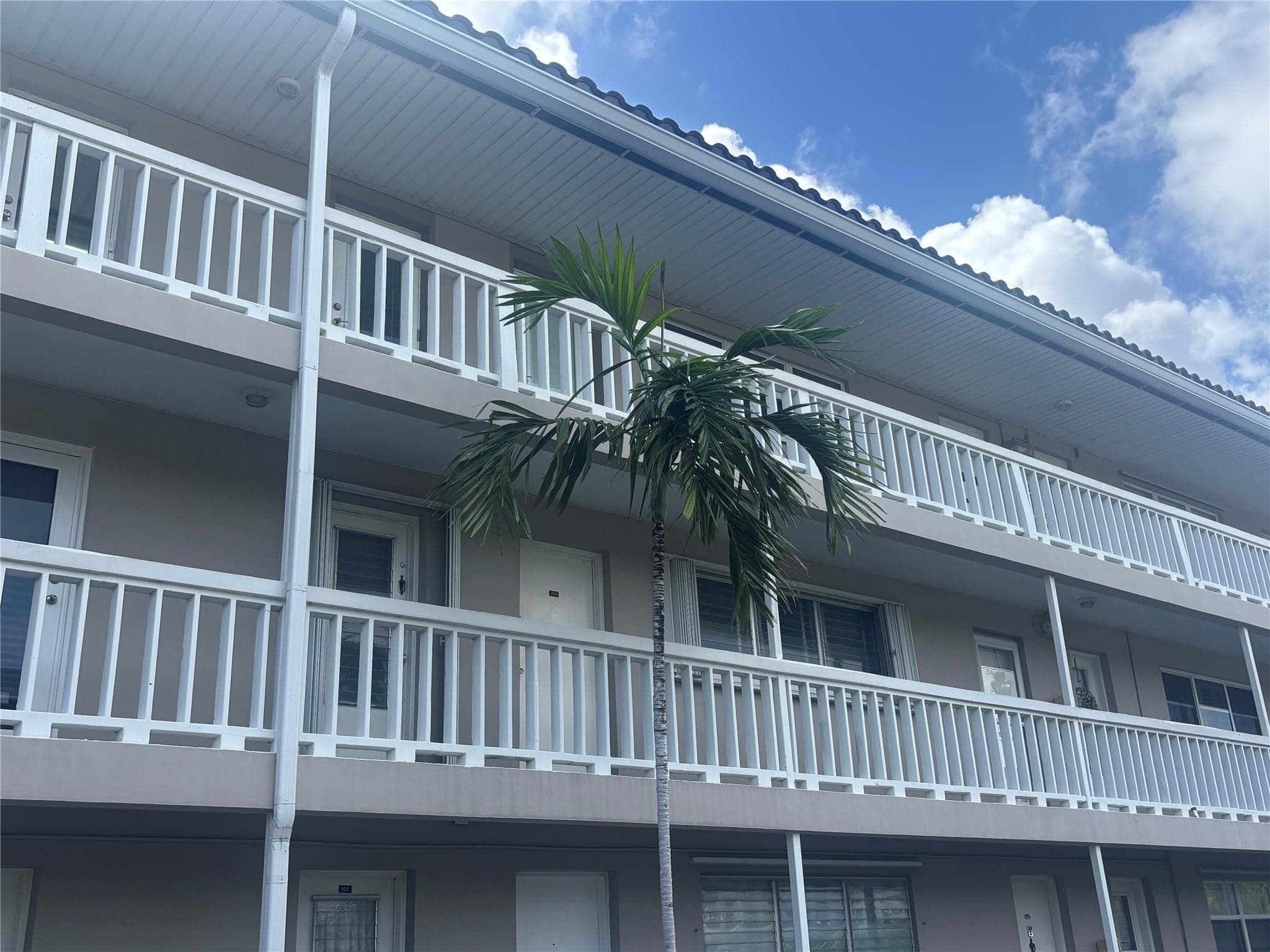 900 SW 12th Street 202, Fort Lauderdale, FL 33315 — photo 26 of 27