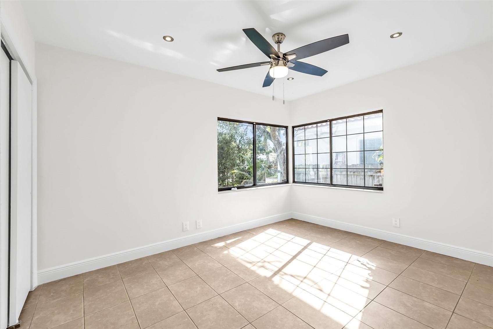 1317 NW 7th Terrace, Fort Lauderdale, FL 33311 — photo 13 of 21