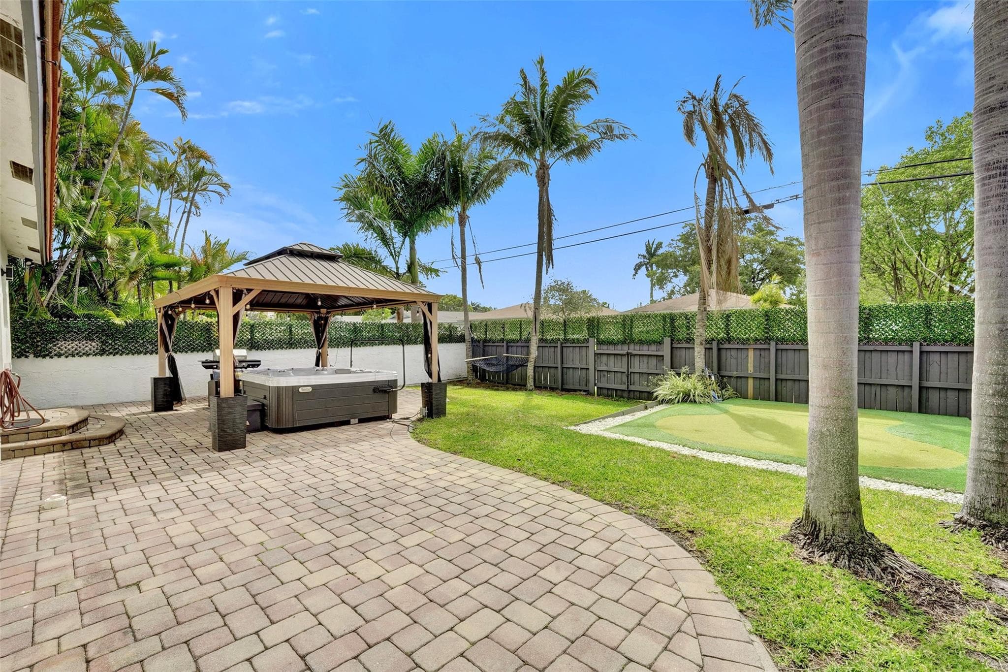 210 SE Park Street, Dania Beach, FL 33004 — photo 11 of 38