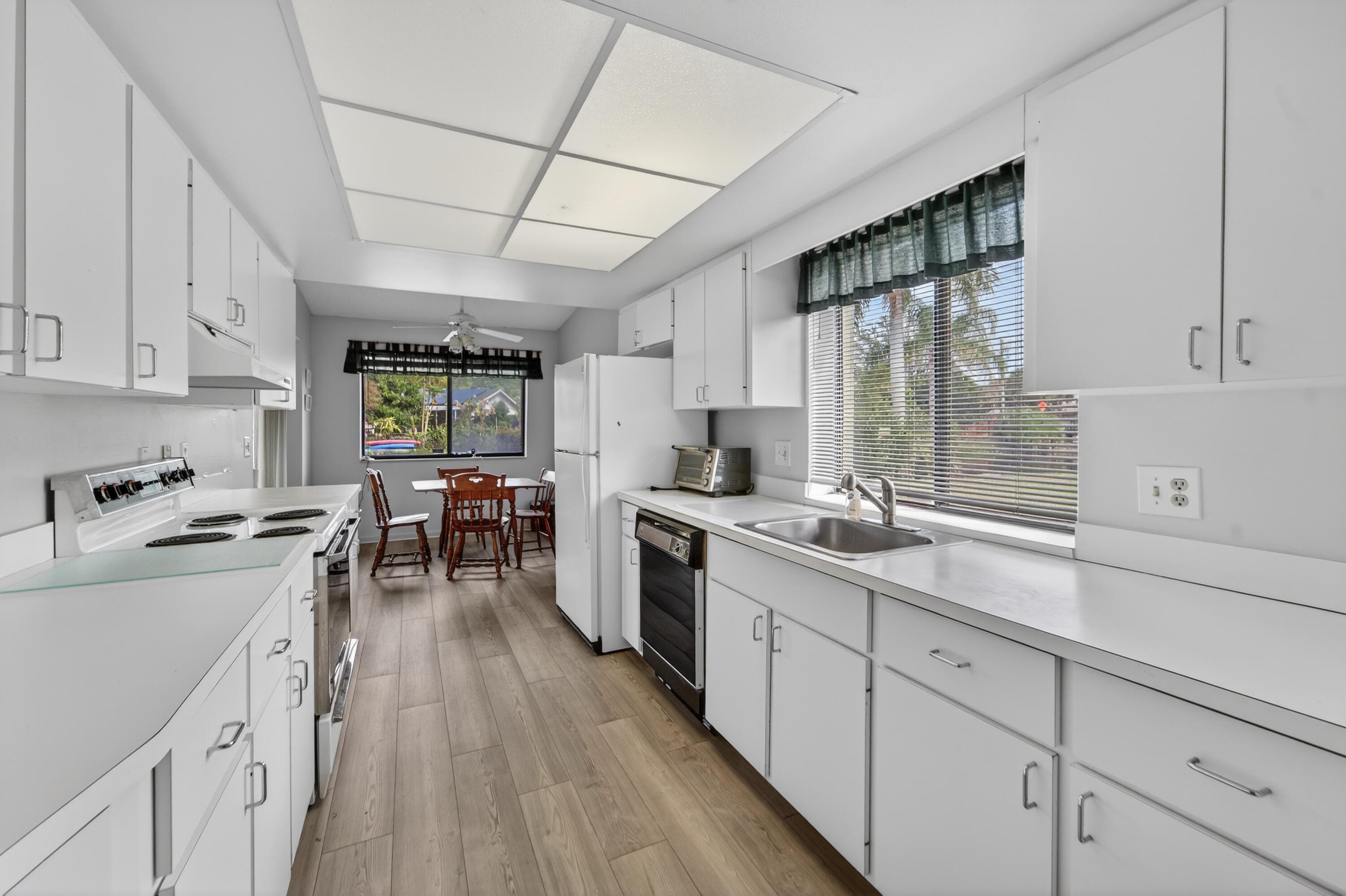 108 Village Walk Drive, Royal Palm Beach, FL 33411 — photo 12 of 44