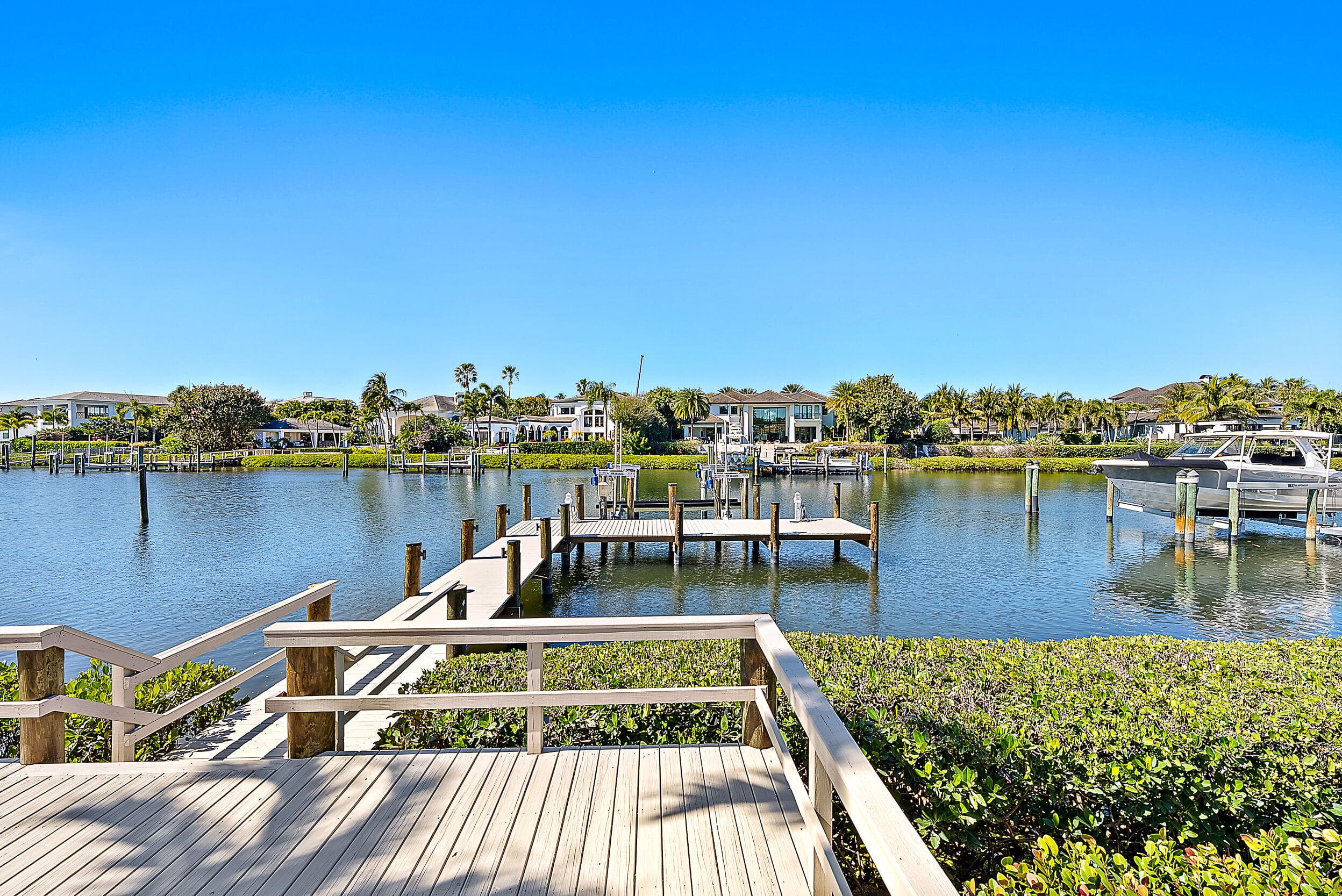 466 Mariner Drive, Jupiter, FL 33477 — photo 9 of 47