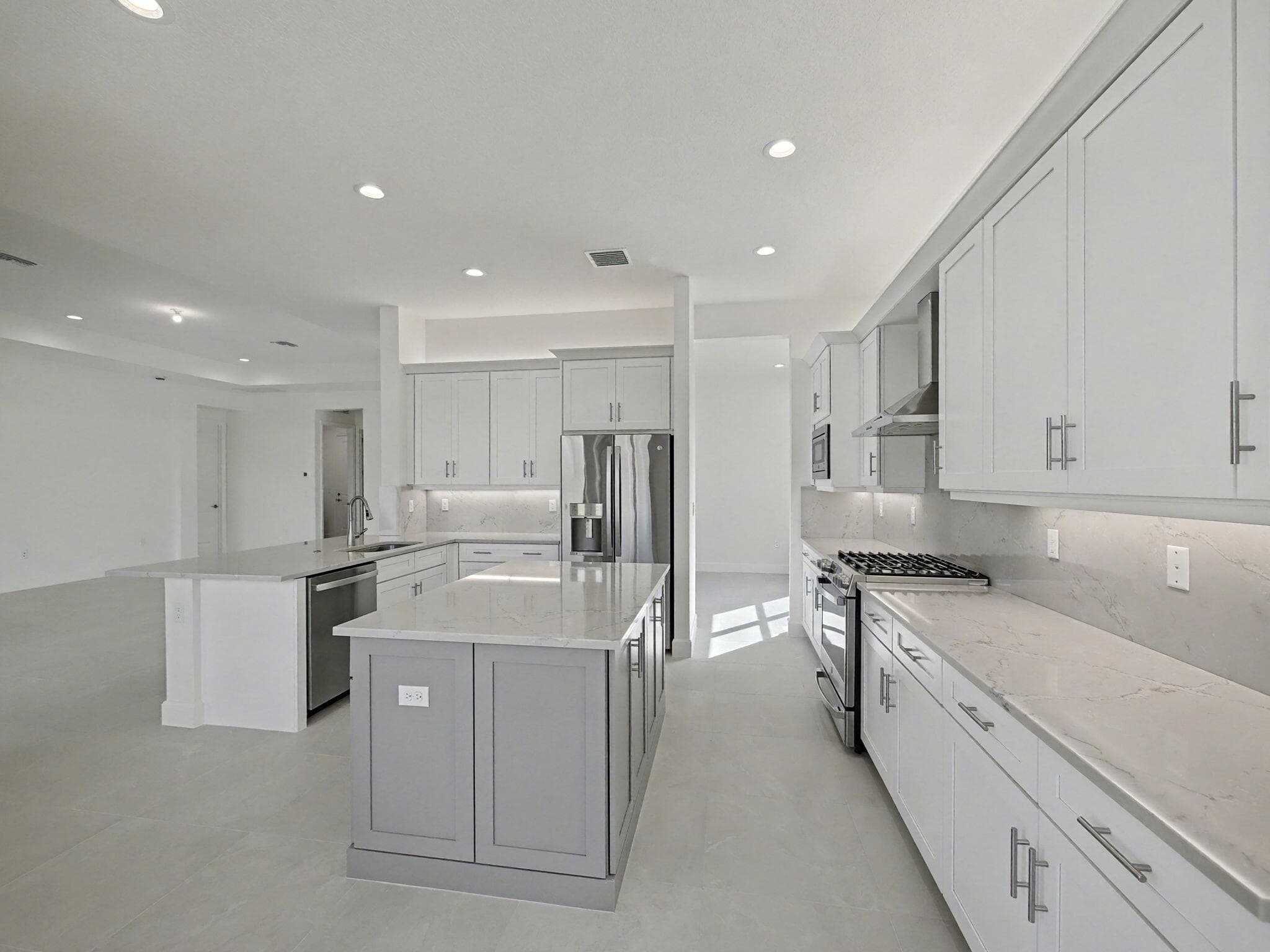 12476 SW Pink Playa Parkway, Port St. Lucie, FL 34987 — photo 13 of 64