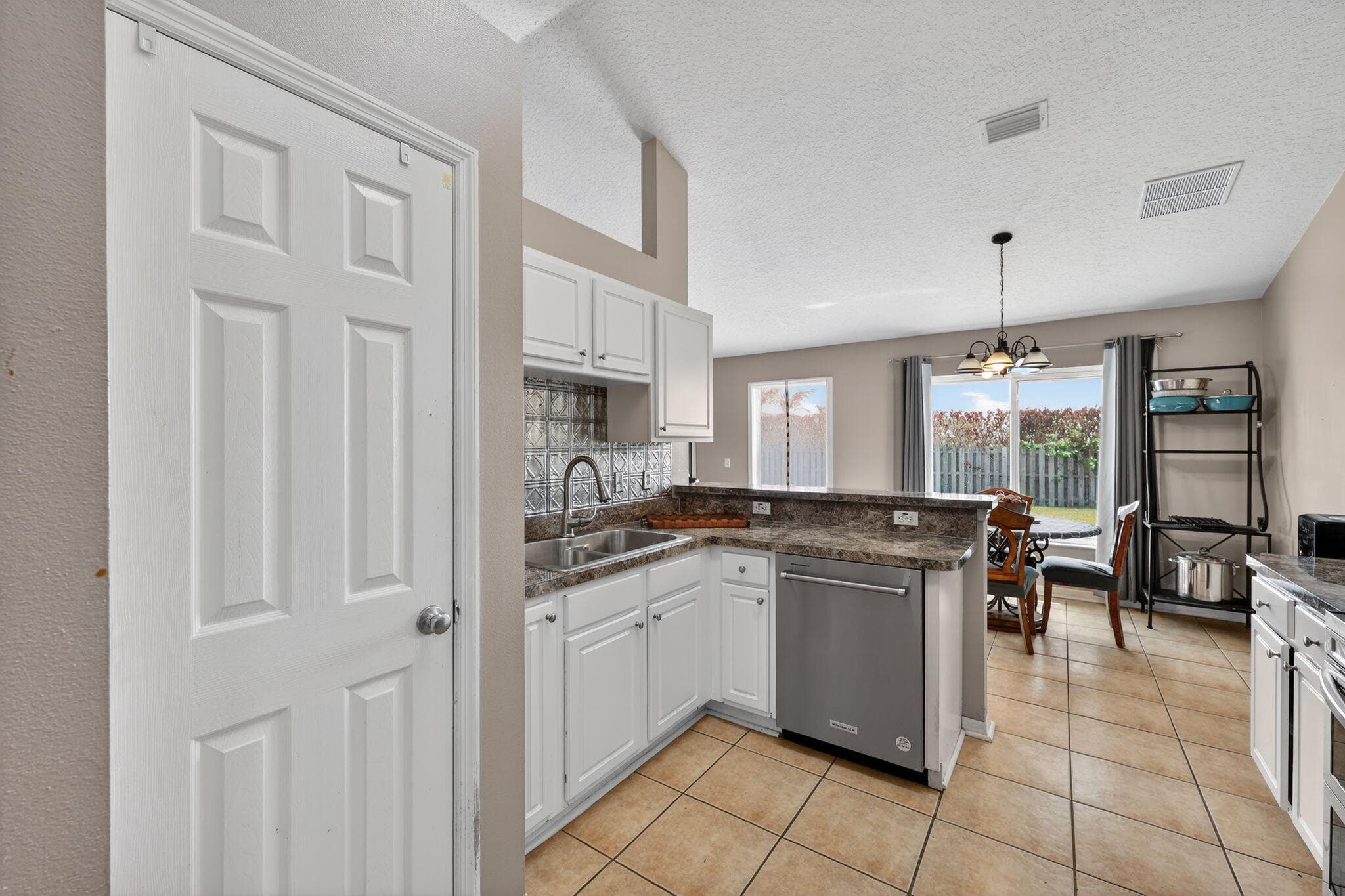 566 SW Sea Holly Terrace, Port St. Lucie, FL 34984 — photo 11 of 54