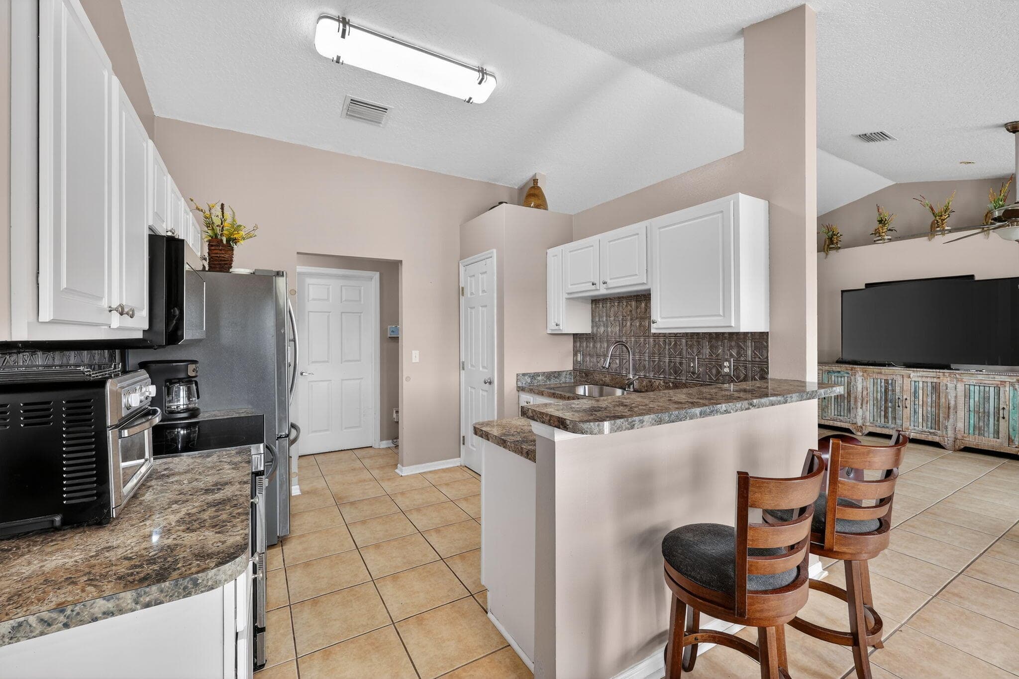 566 SW Sea Holly Terrace, Port St. Lucie, FL 34984 — photo 12 of 54