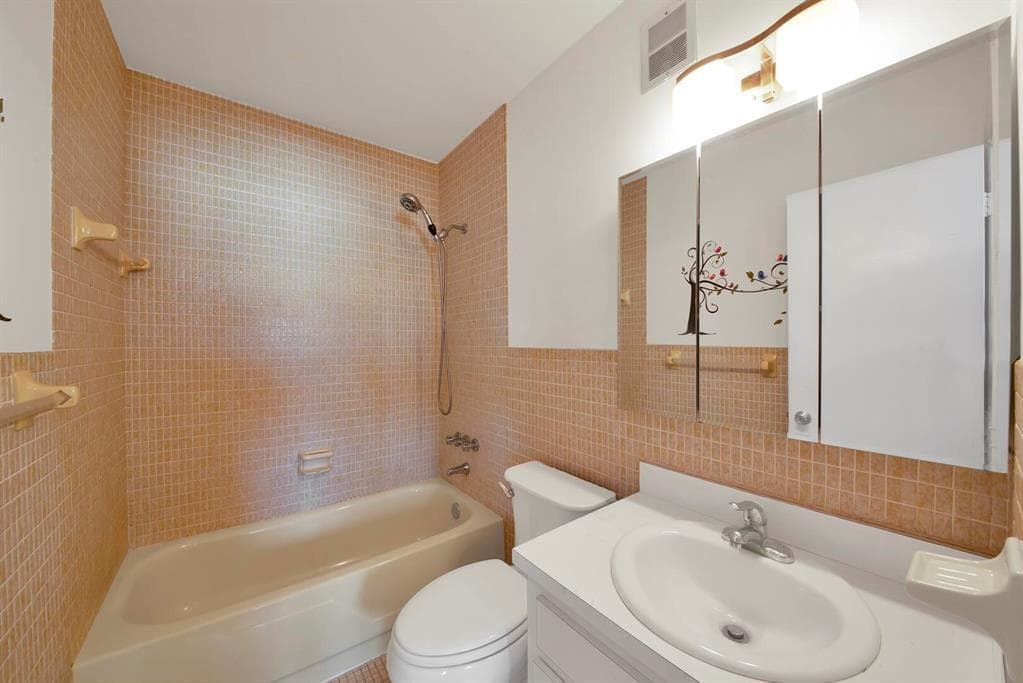 5300 Washington Street G321, Pembroke Pines, FL 33025 — photo 4 of 7