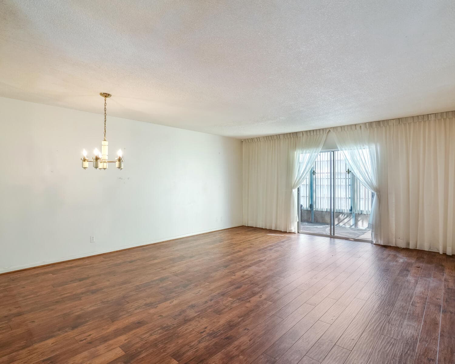 4751 NW 21st Street 303, Lauderhill, FL 33313 — photo 5 of 36
