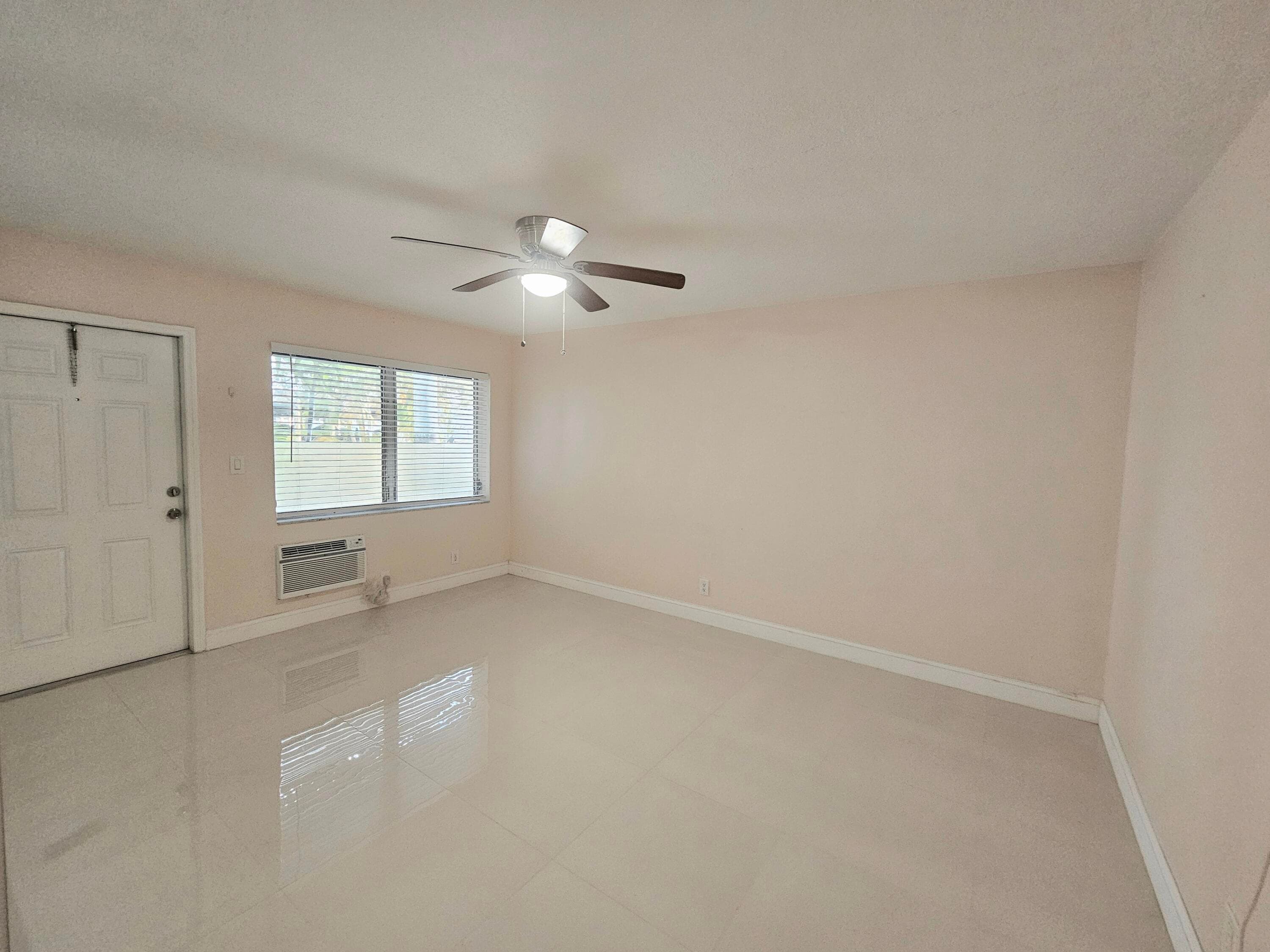 3700 Harrison Street 8a, Hollywood, FL 33021 — photo 4 of 21