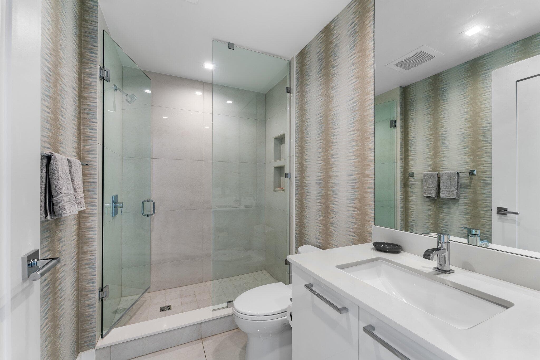 5000 N Ocean Drive 1003, Singer Island, FL 33404 — photo 29 of 134