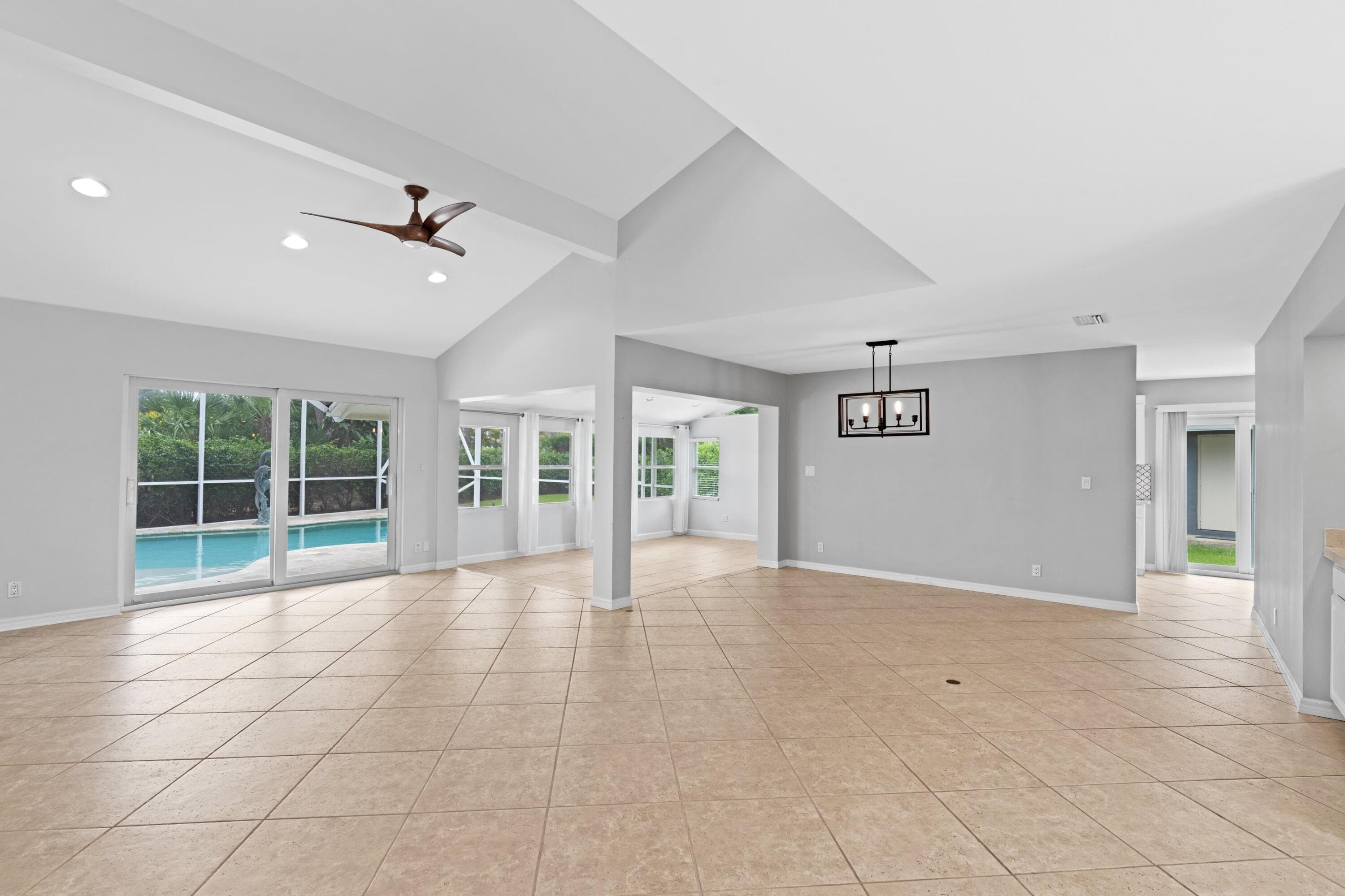 925 Foxpointe Circle, Delray Beach, FL 33445 — photo 4 of 21