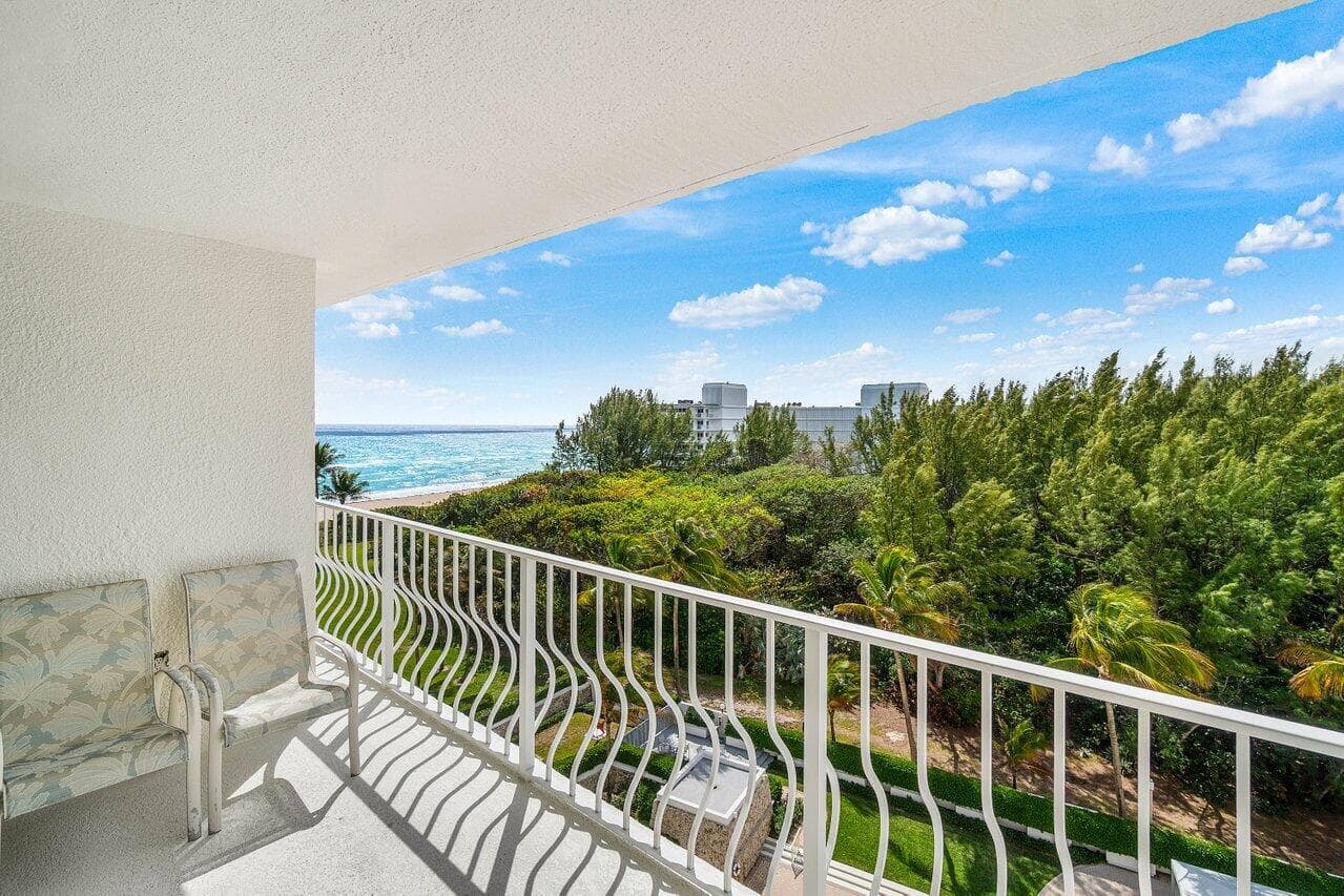 2774 S Ocean Boulevard 708, Palm Beach, FL 33480 — photo 17 of 34