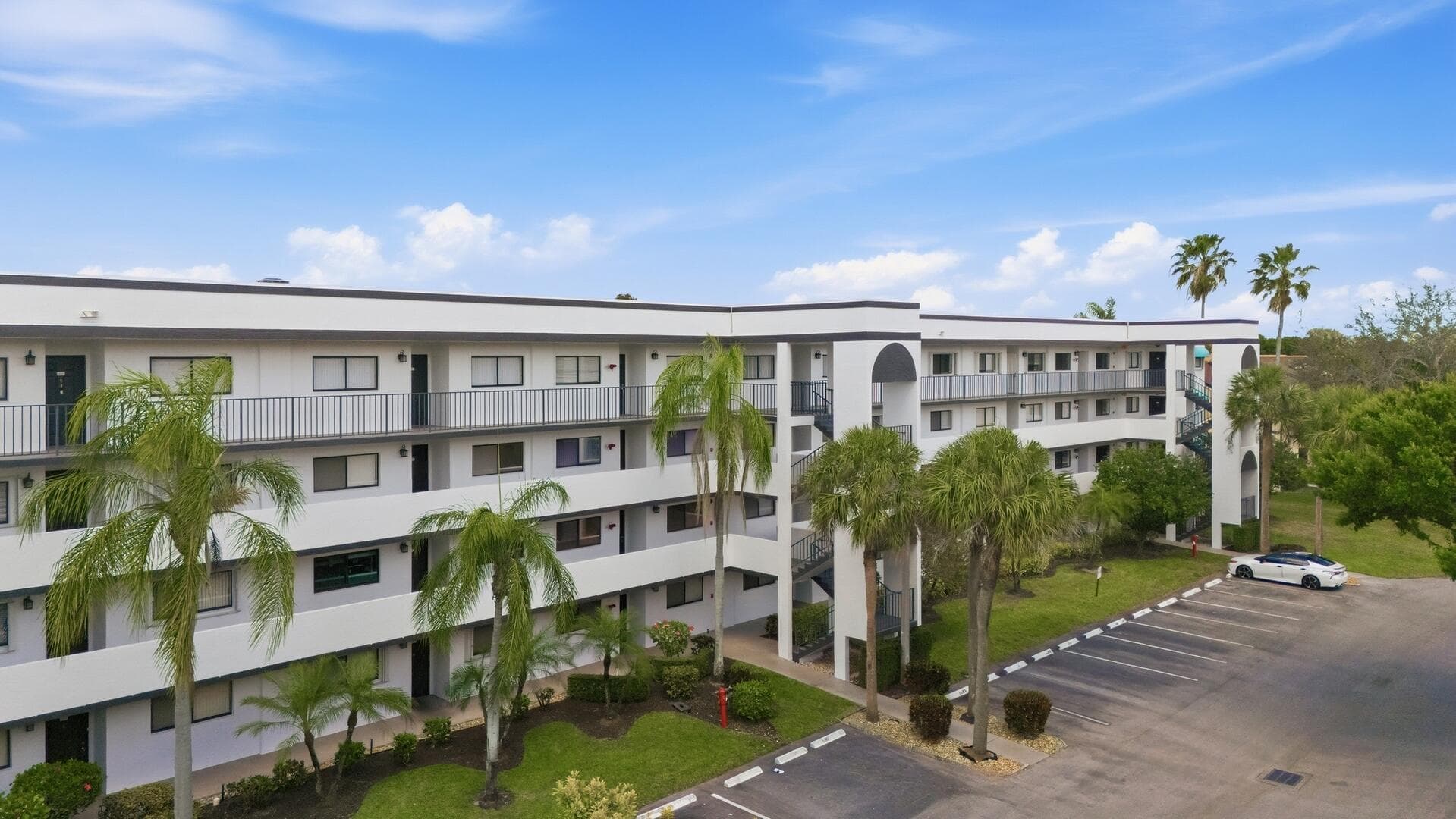 4725 Lucerne Lakes Blvd Boulevard E 110, Lake Worth, FL 33467 — photo 32 of 52