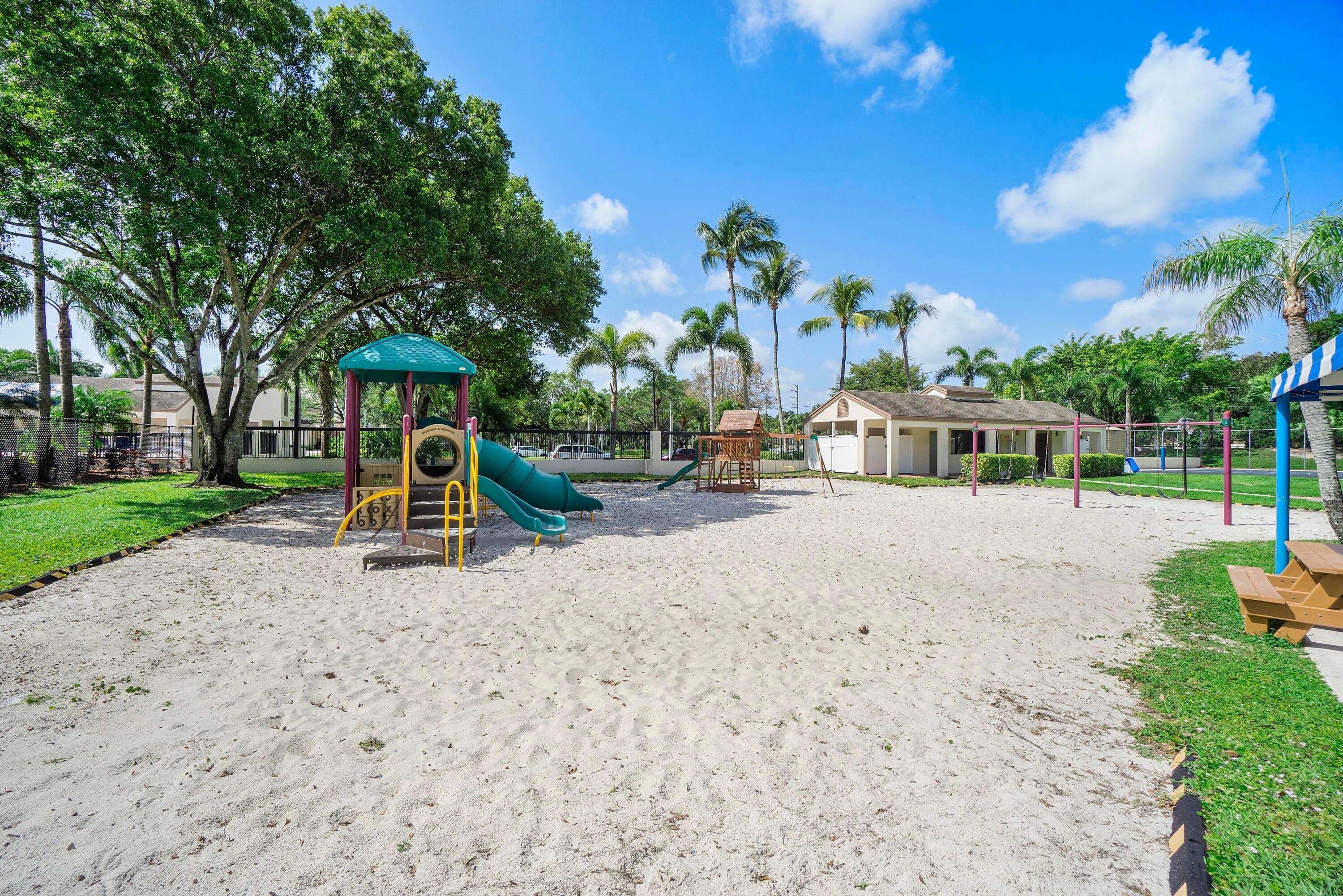 3260 Carambola Circle 2550, Coconut Creek, FL 33066 — photo 36 of 47