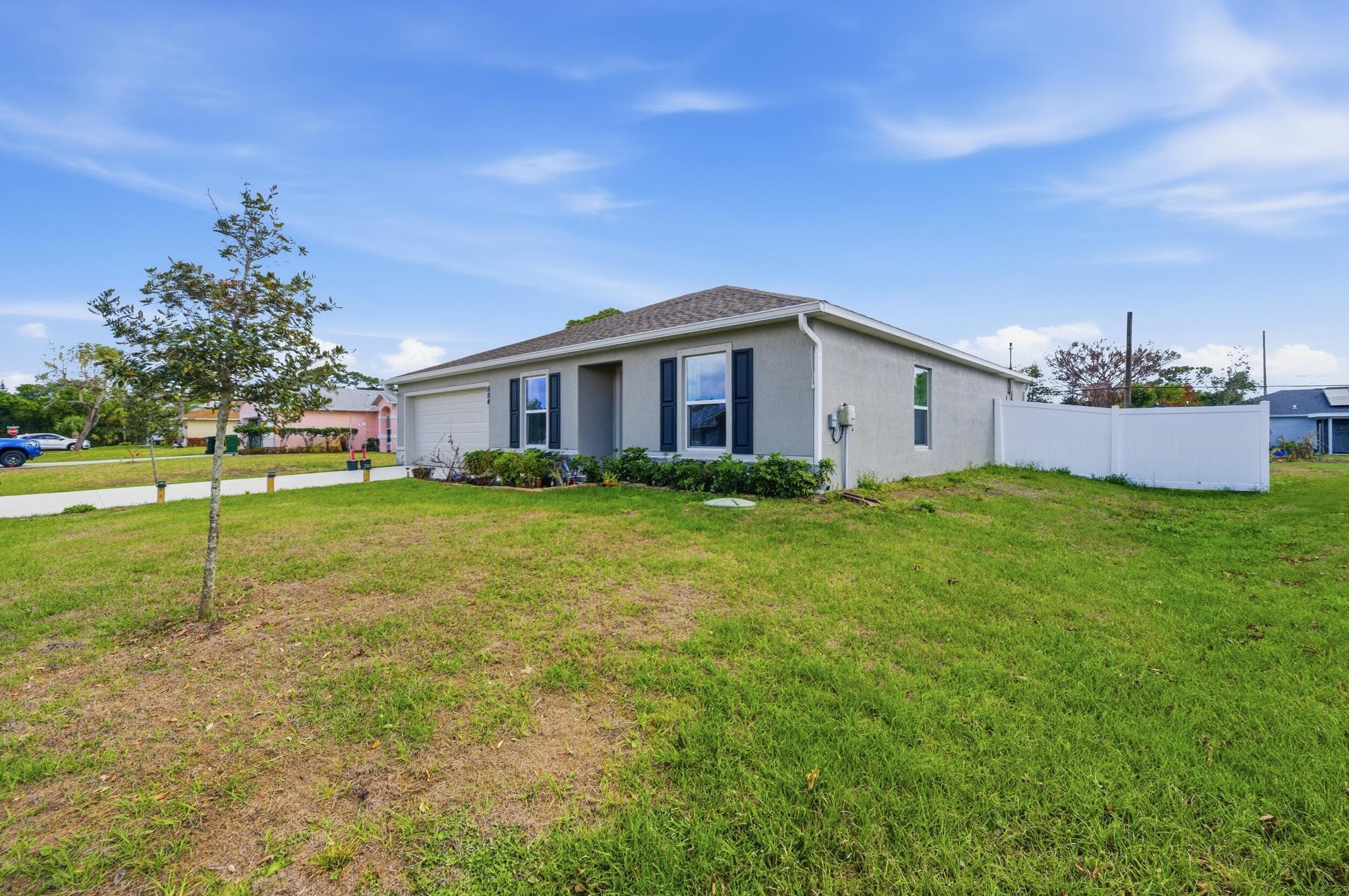684 SE Crescent Avenue, Port St. Lucie, FL 34984 — photo 35 of 37