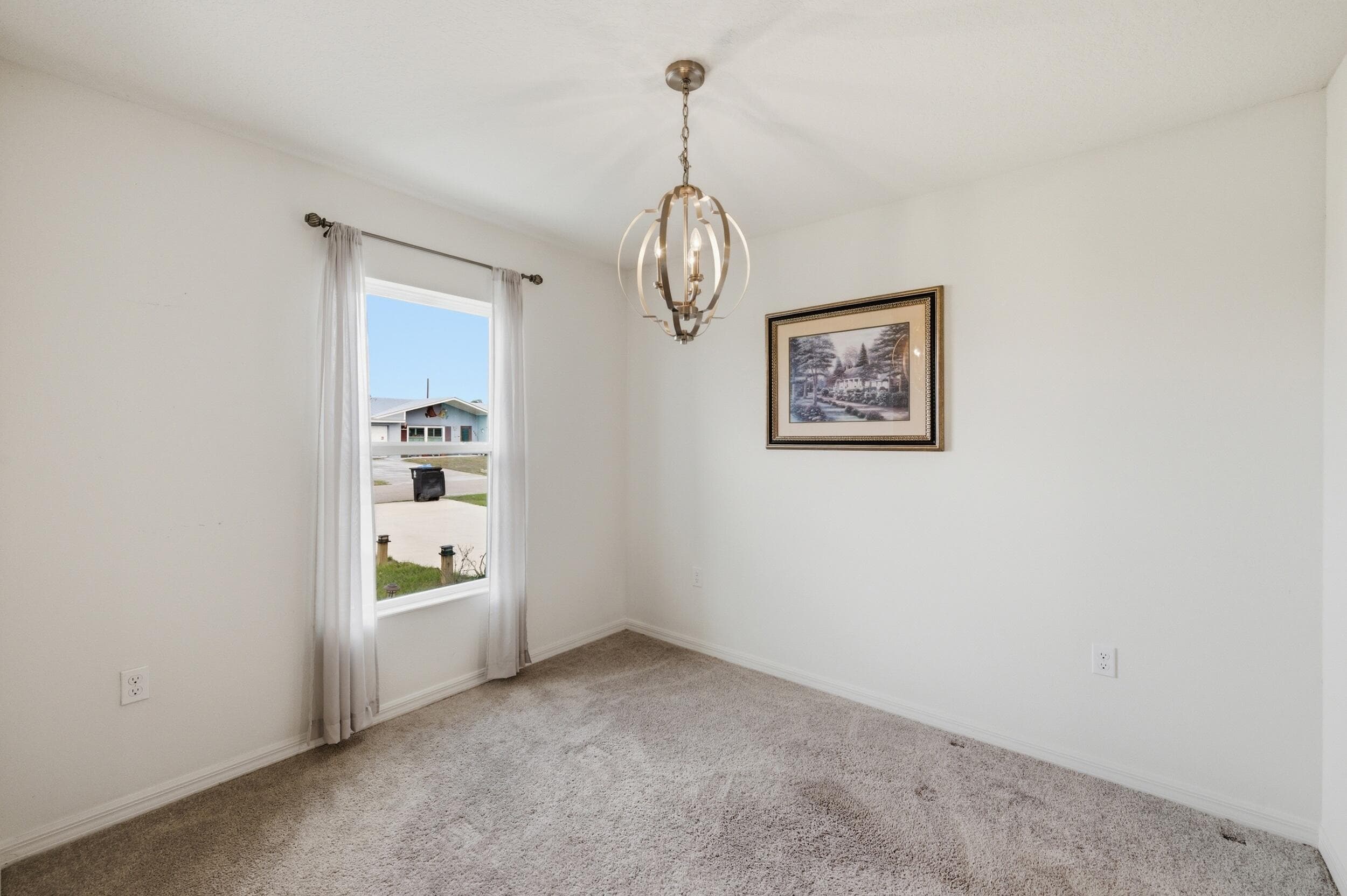 684 SE Crescent Avenue, Port St. Lucie, FL 34984 — photo 12 of 37