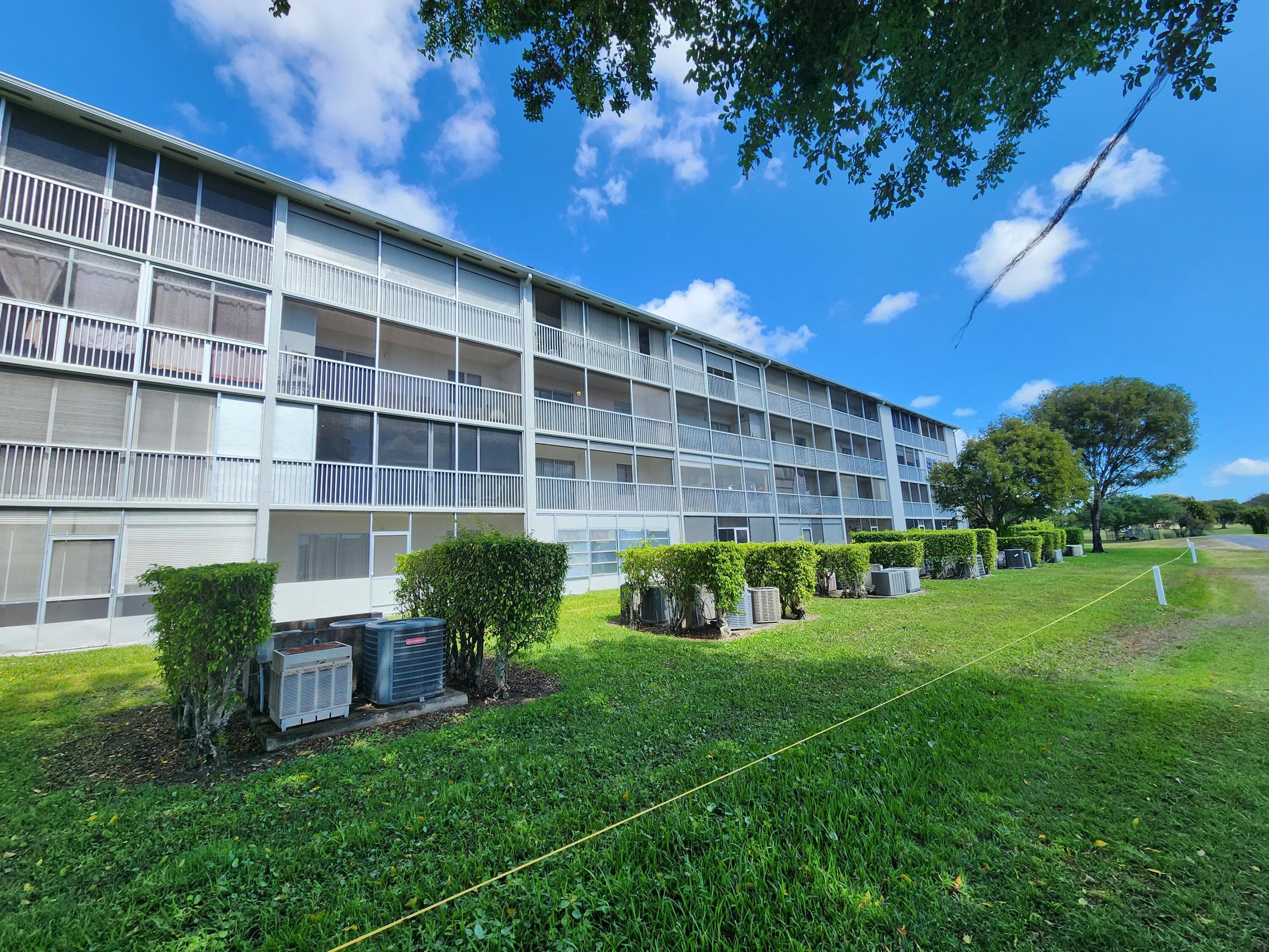 13550 SW 6th Court 306a, Pembroke Pines, FL 33027 — photo 1 of 20