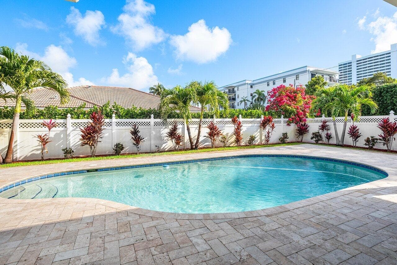 899 S Granada Drive, Boca Raton, FL 33432 — photo 29 of 44