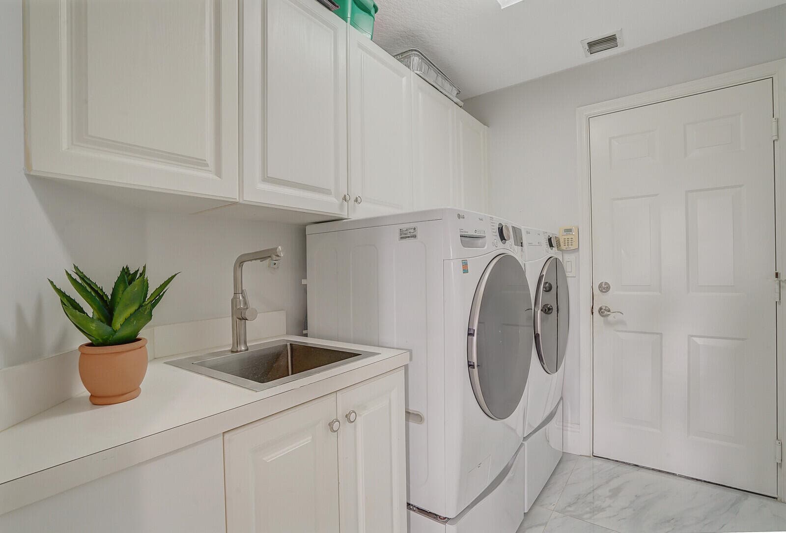 2176 Bellcrest Circle, Royal Palm Beach, FL 33411 — photo 29 of 82