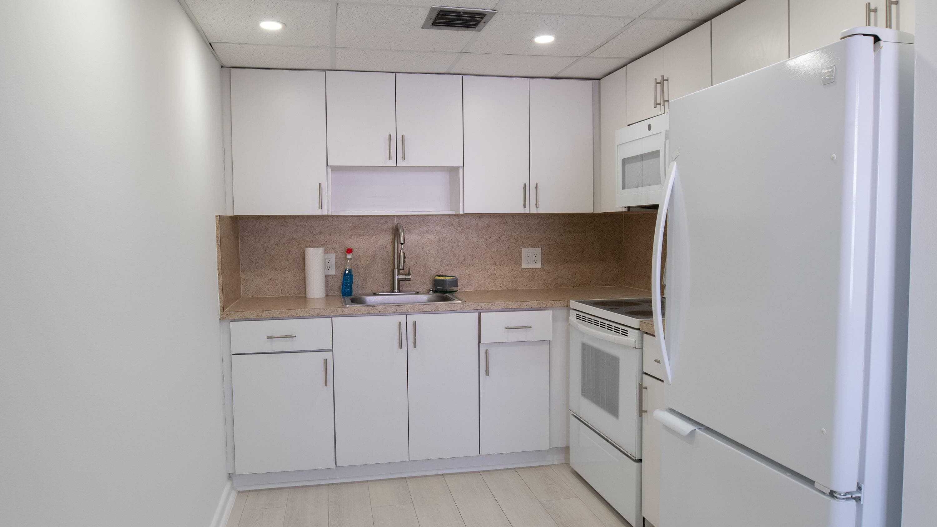 400 SW 134th Way 302f, Pembroke Pines, FL 33027 — photo 2 of 73