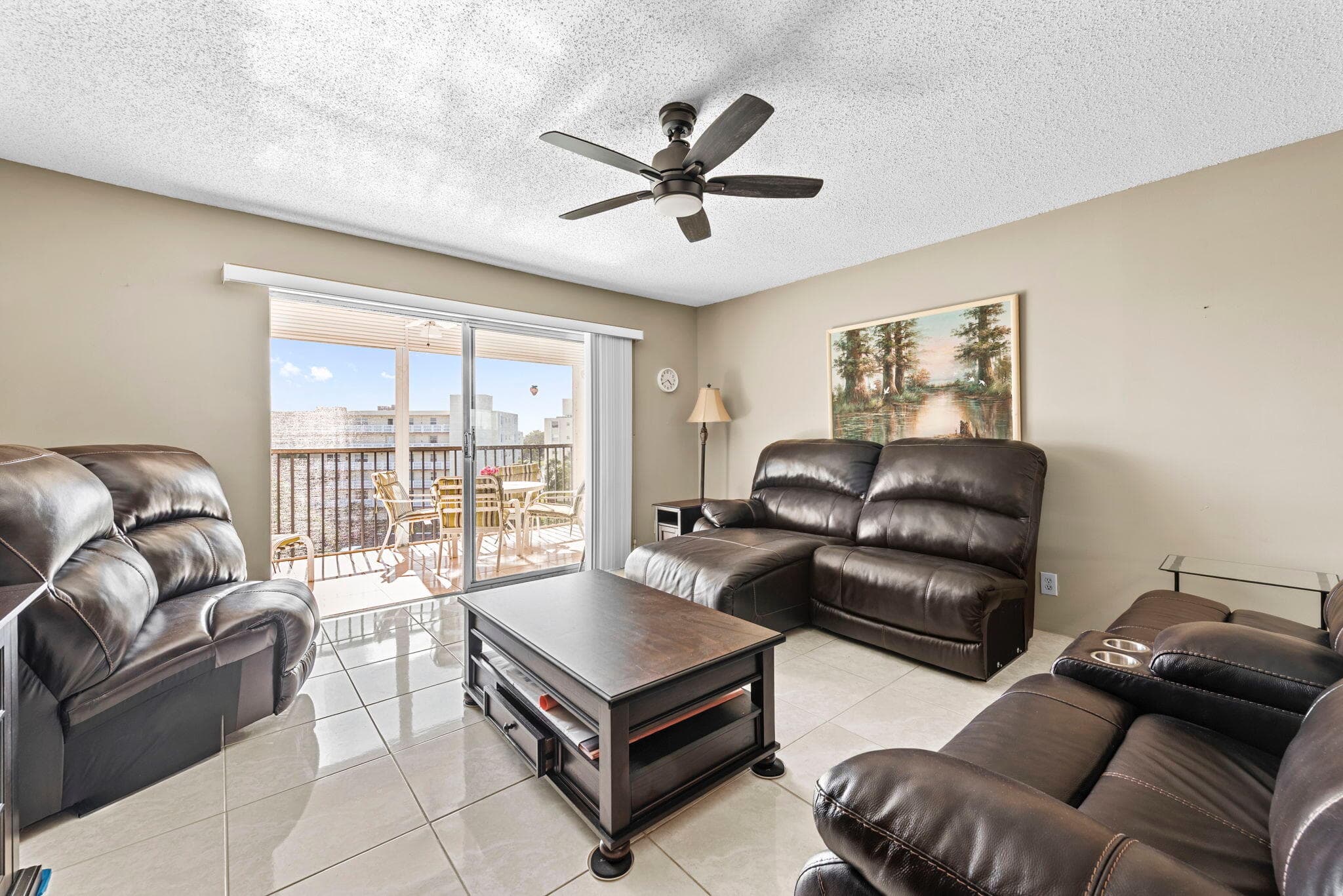 170 SE 5th Avenue Apt 505, Dania Beach, FL 33004 — photo 4 of 17
