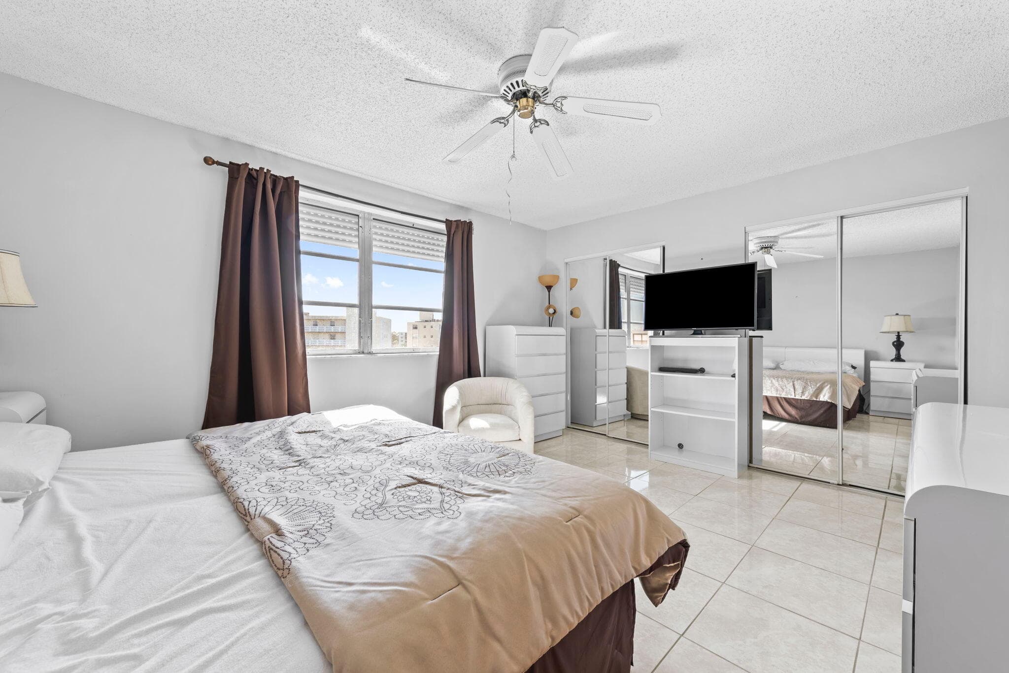 170 SE 5th Avenue Apt 505, Dania Beach, FL 33004 — photo 11 of 17