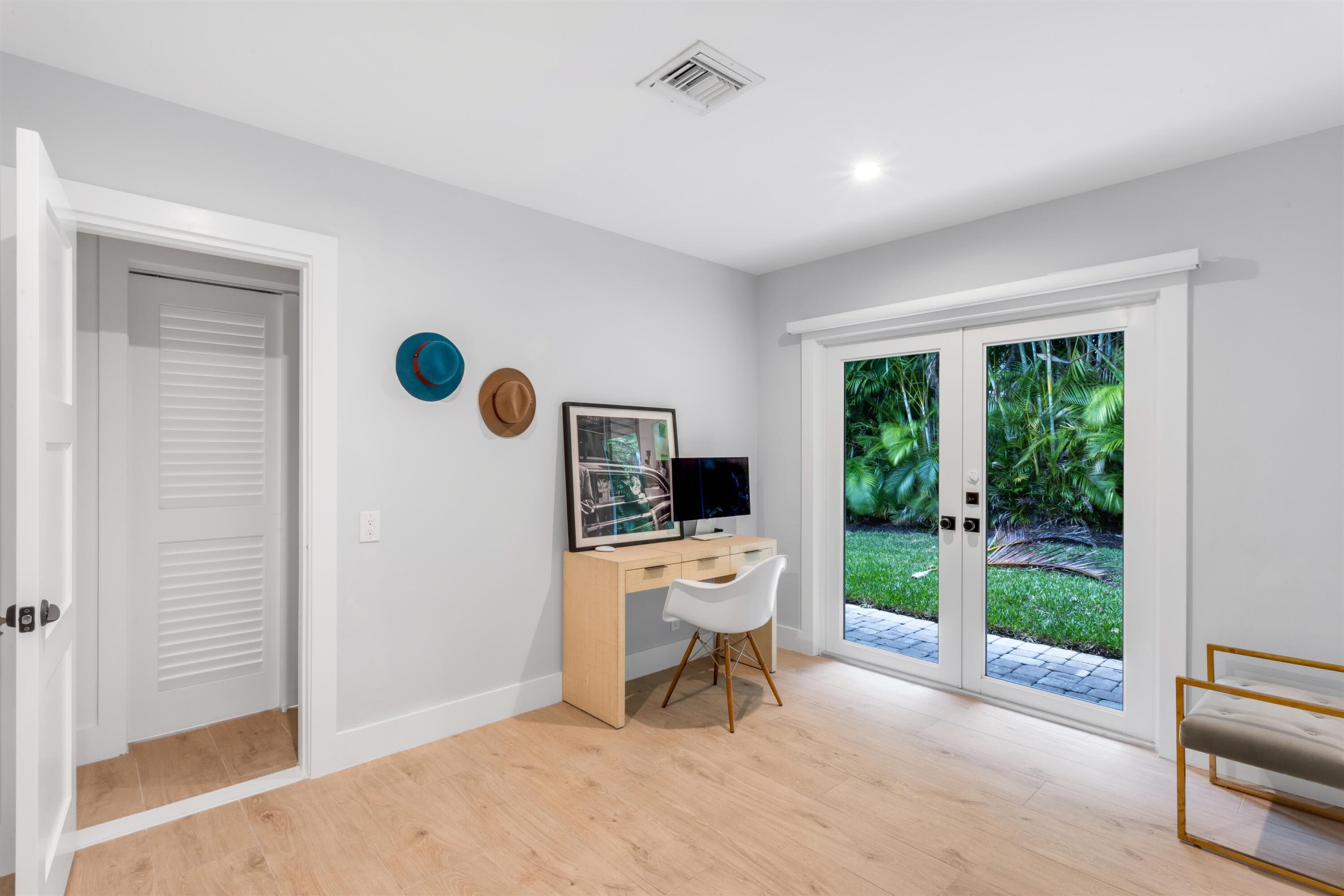 2720 Cardinal Circle, Gulf Stream, FL 33483 — photo 17 of 28