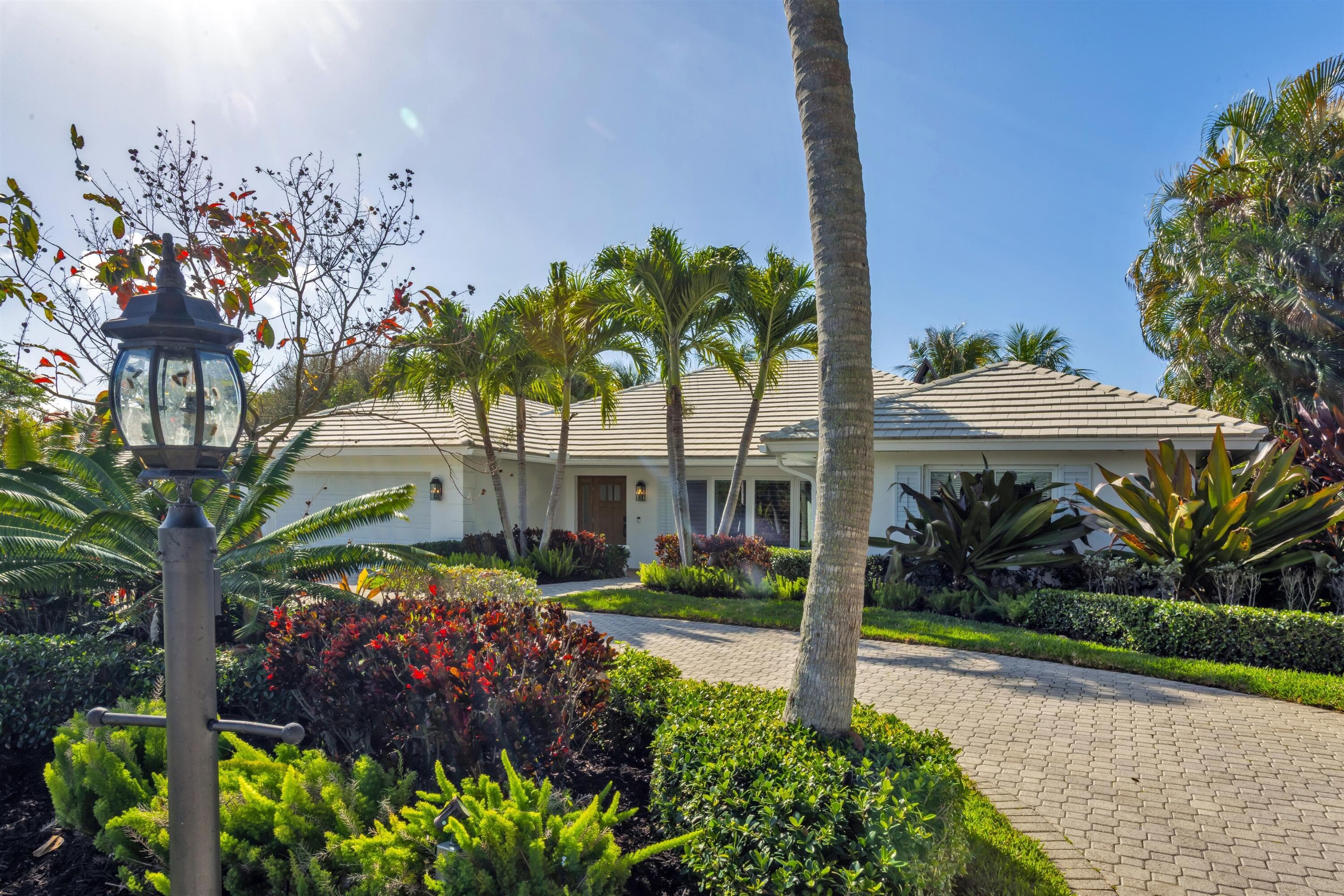 2720 Cardinal Circle, Gulf Stream, FL 33483 — photo