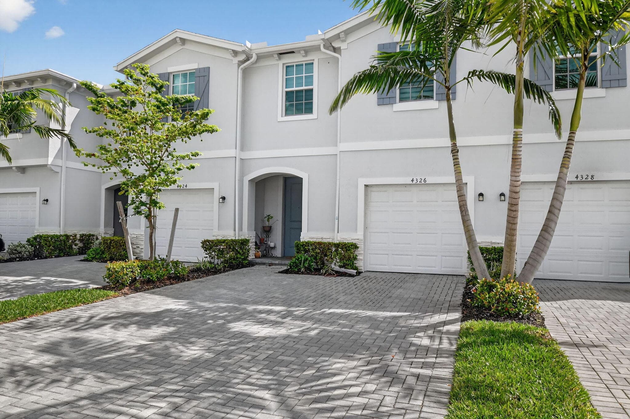4326 Hammock Grove Drive, Lake Worth, FL 33467 — photo 2 of 75